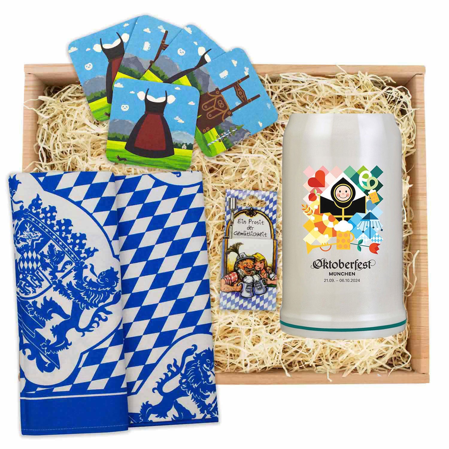 Steinzeug-Bierkrug mit Zinndeckel, farbigem Oktoberfestmotiv 2024 und Schriftzug „Oktoberfest München“.