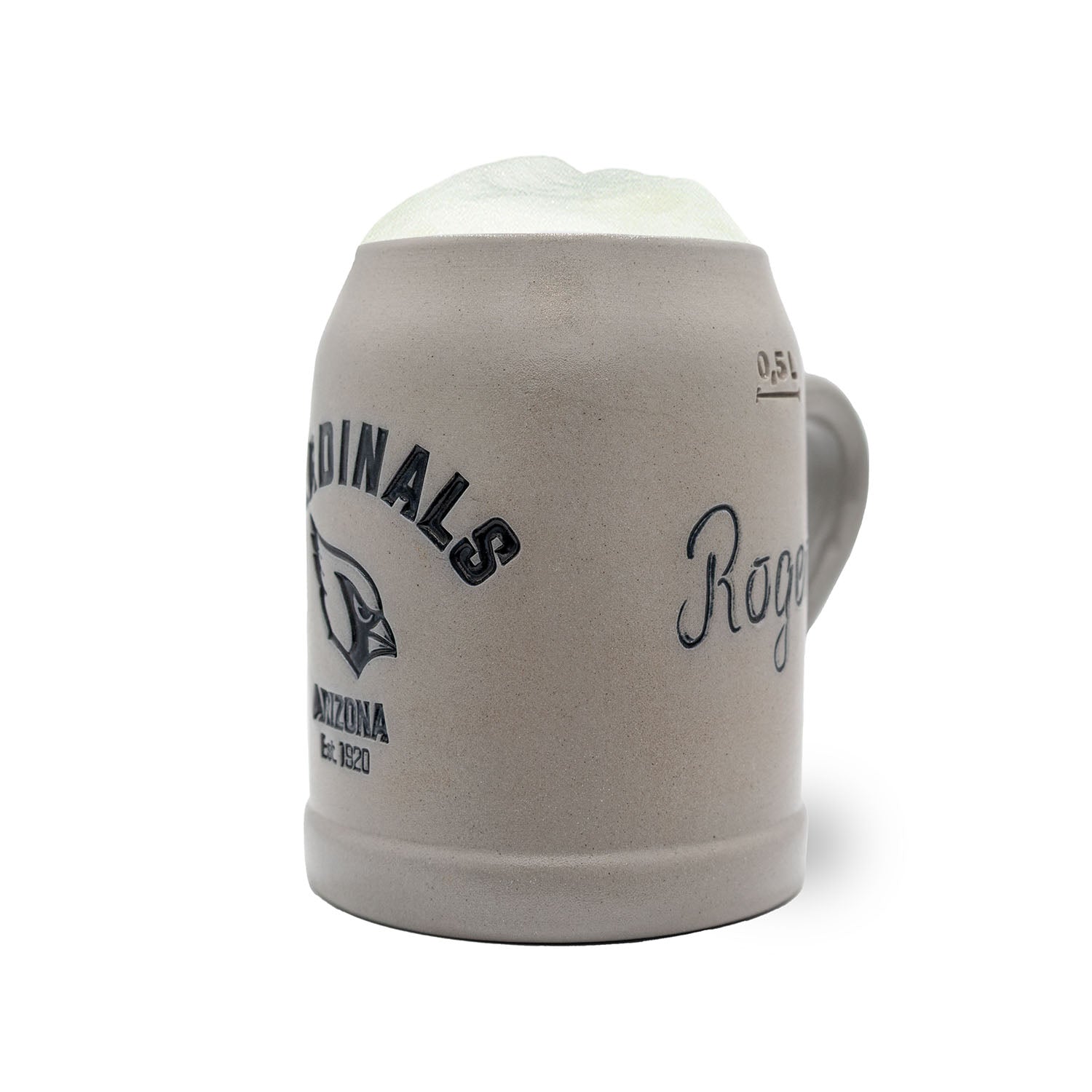 Handgefertigter Bierkrug aus Steingut mit Arizona Cardinals NFL-Logo, optional mit Gravur und Zinndeckel.