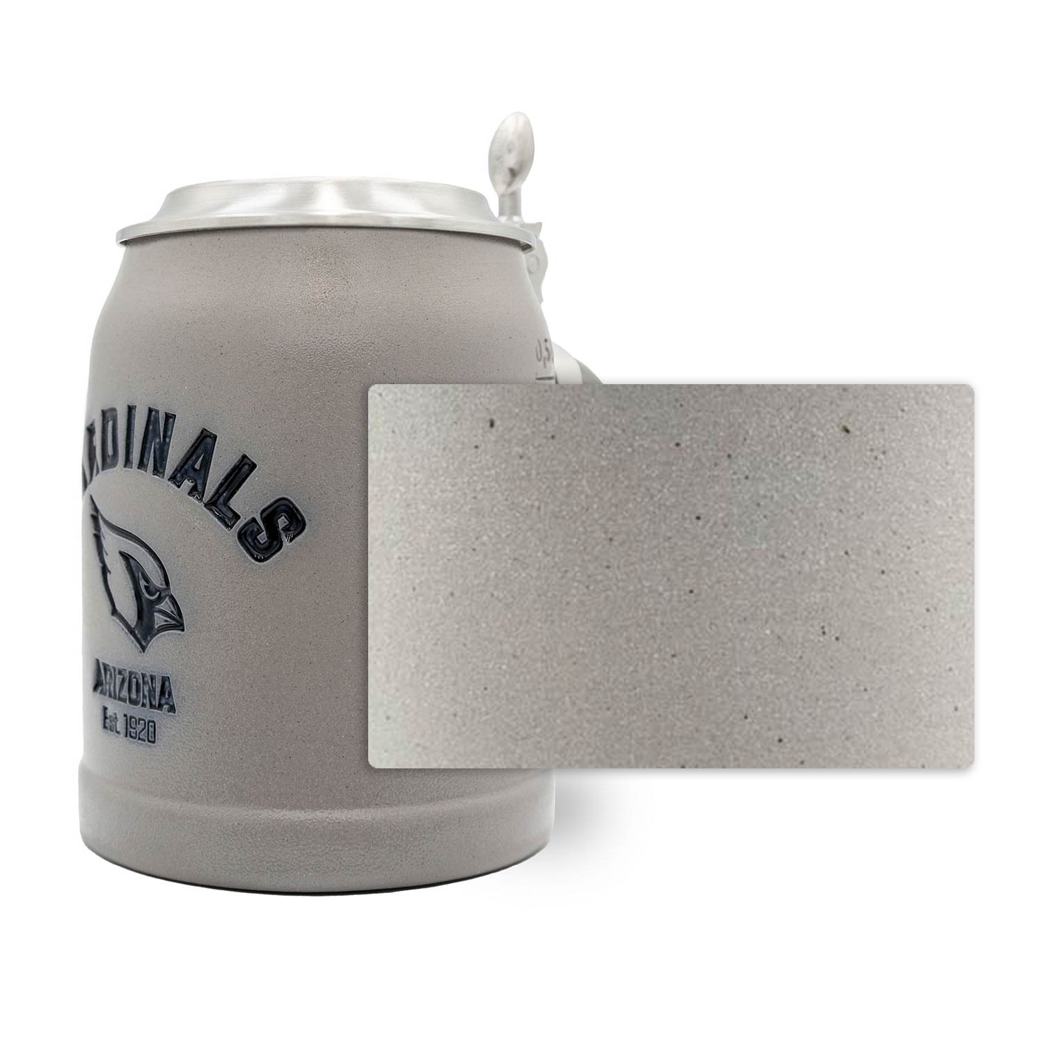 Hochwertiger NFL Bierkrug "Arizona Cardinals" aus Steinzeug mit Gravurfläche und Zinndeckel aus Zinn, 0,5 L.