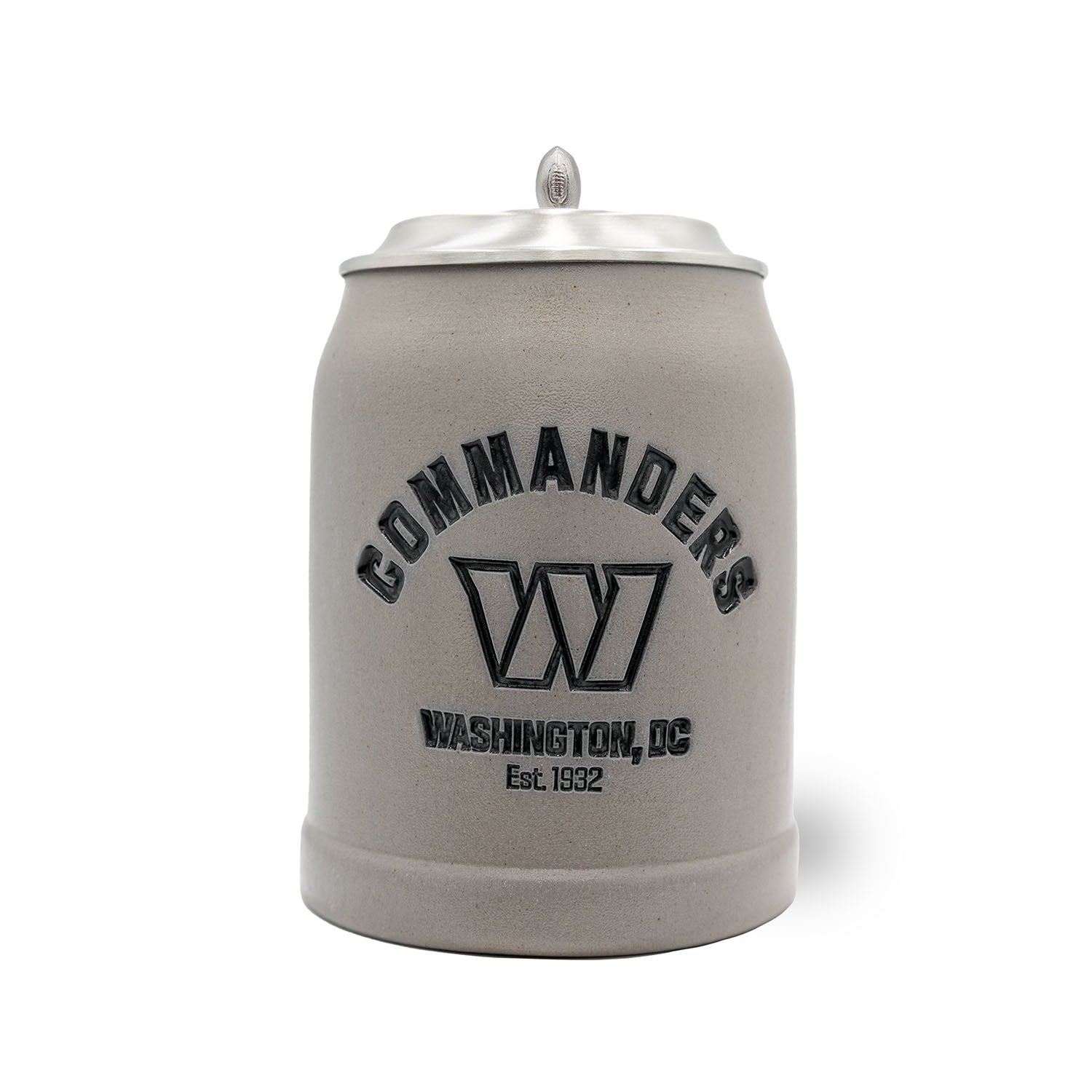 Traditioneller Bierkrug mit Washington Commanders Logo, Zinndeckel und Gravurfläche, Fassungsvermögen 0,5 l.