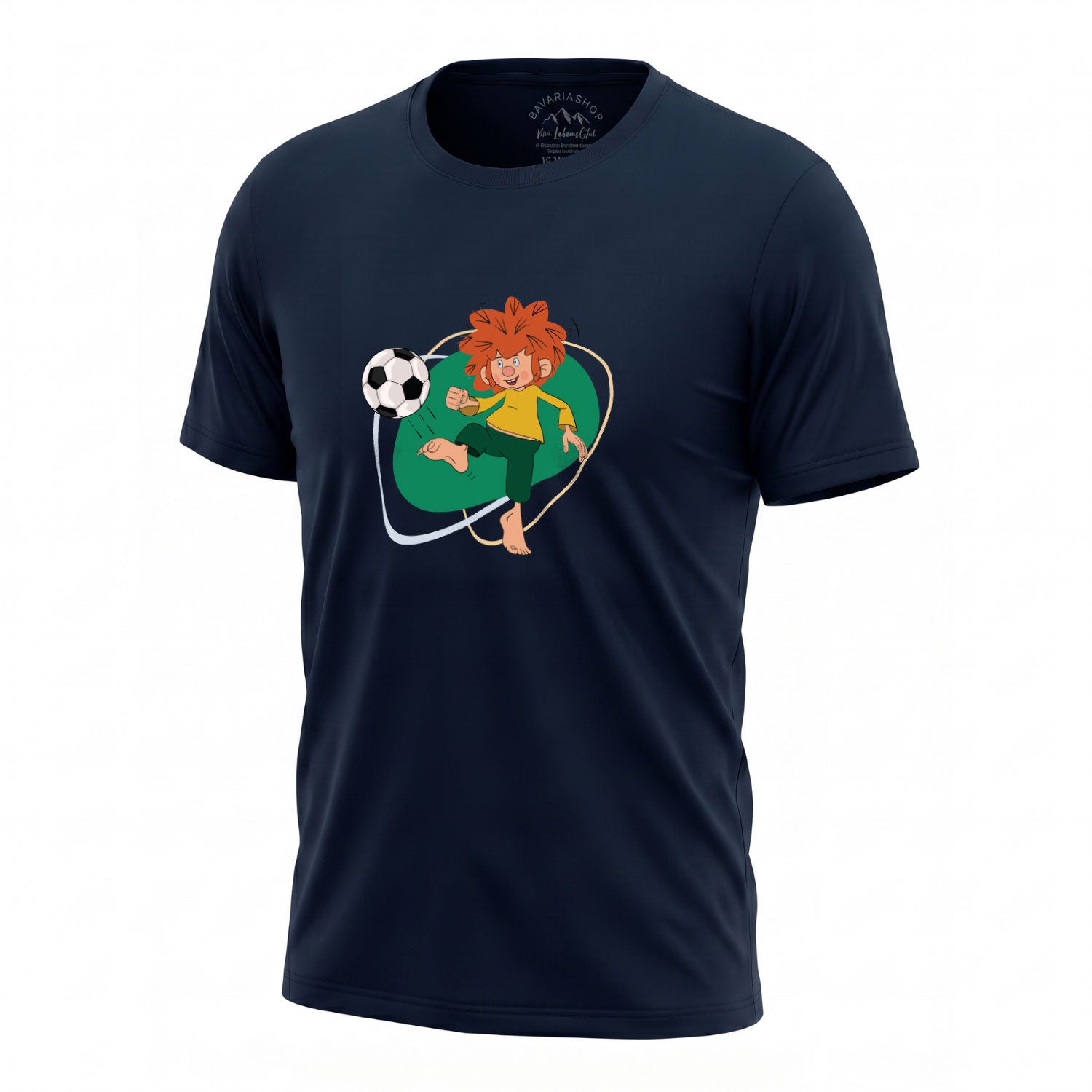 Herren T-Shirt dunkelblau mit Pumuckl der einen Fußball kickt, mittig auf der Brust.