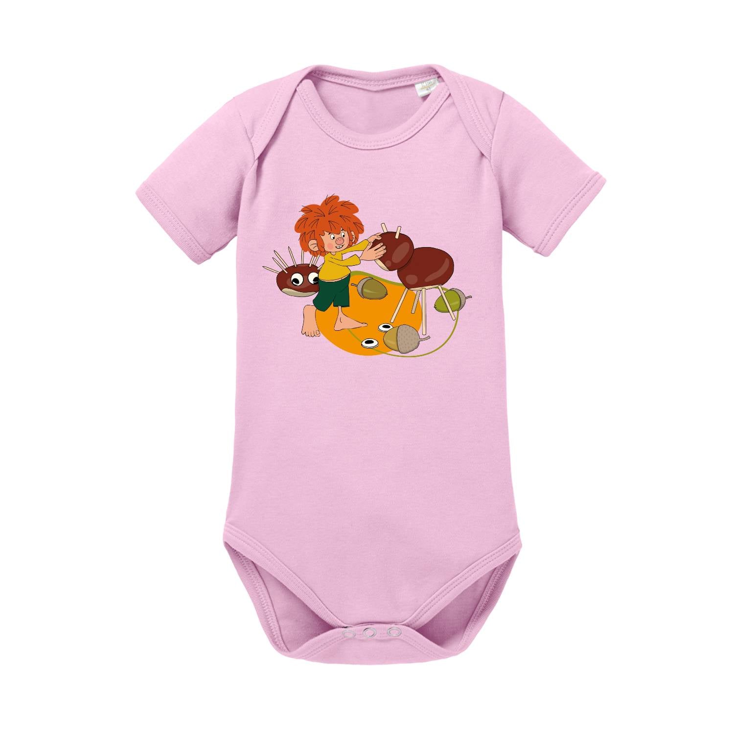 Rosa ®Pumuckl Baby-Body Natur narrisch mit lustigem Motiv von Pumuckl und Kastanien.