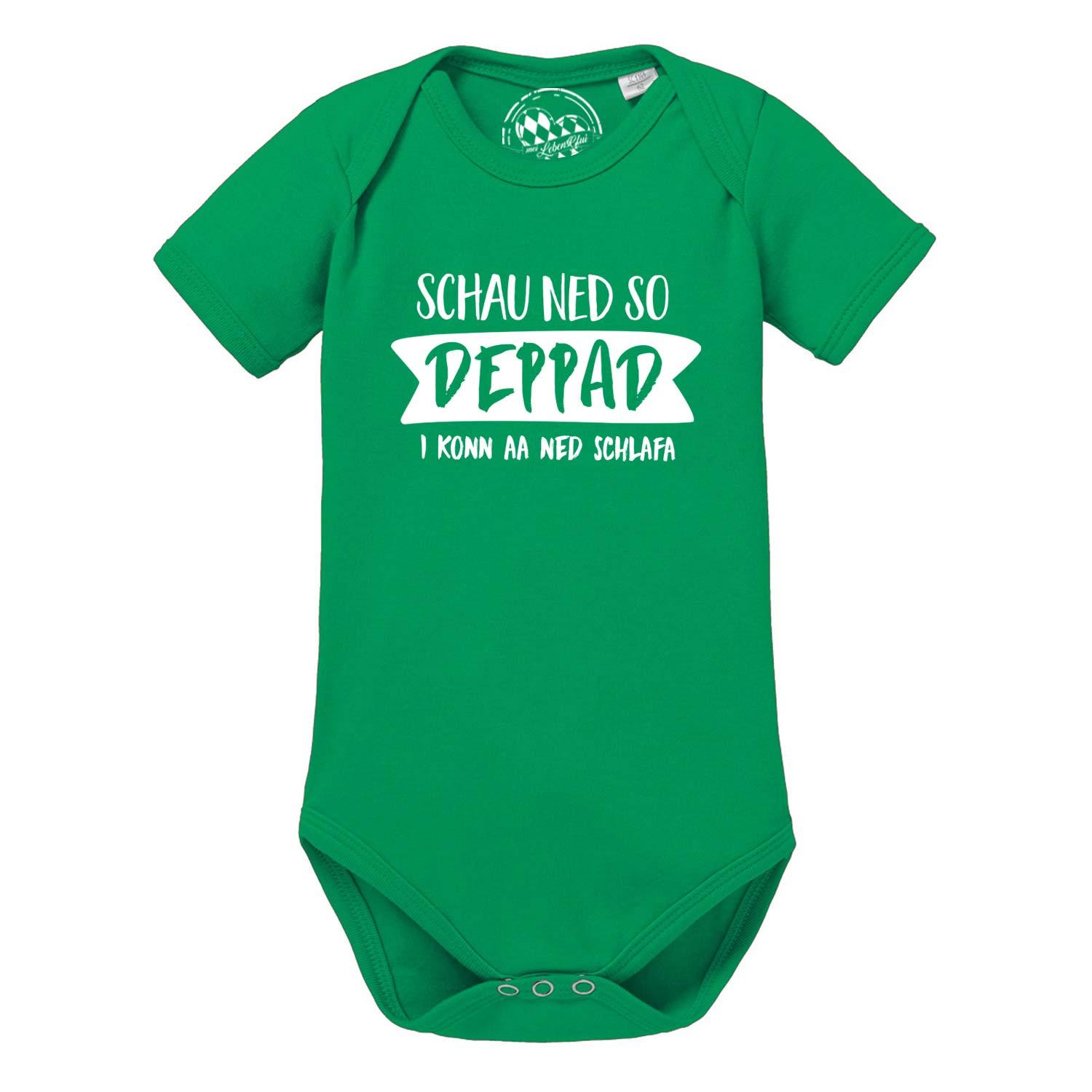 Hellgrauer Babybody mit schwarzem Schriftzug „schau ned so...“, kurze Ärmel, weiche Baumwolle.