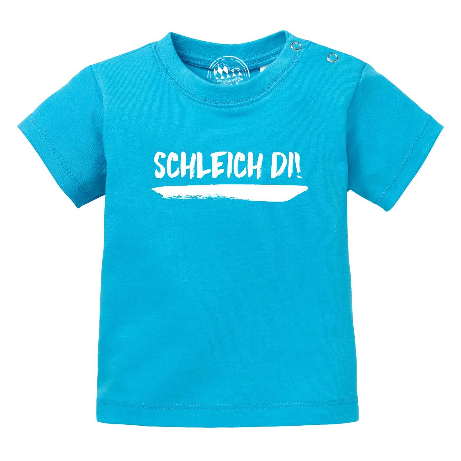 Türkises Baby T-Shirt "Schleich di!" mit weißem Aufdruck und praktischen Druckknöpfen an der Schulter.
