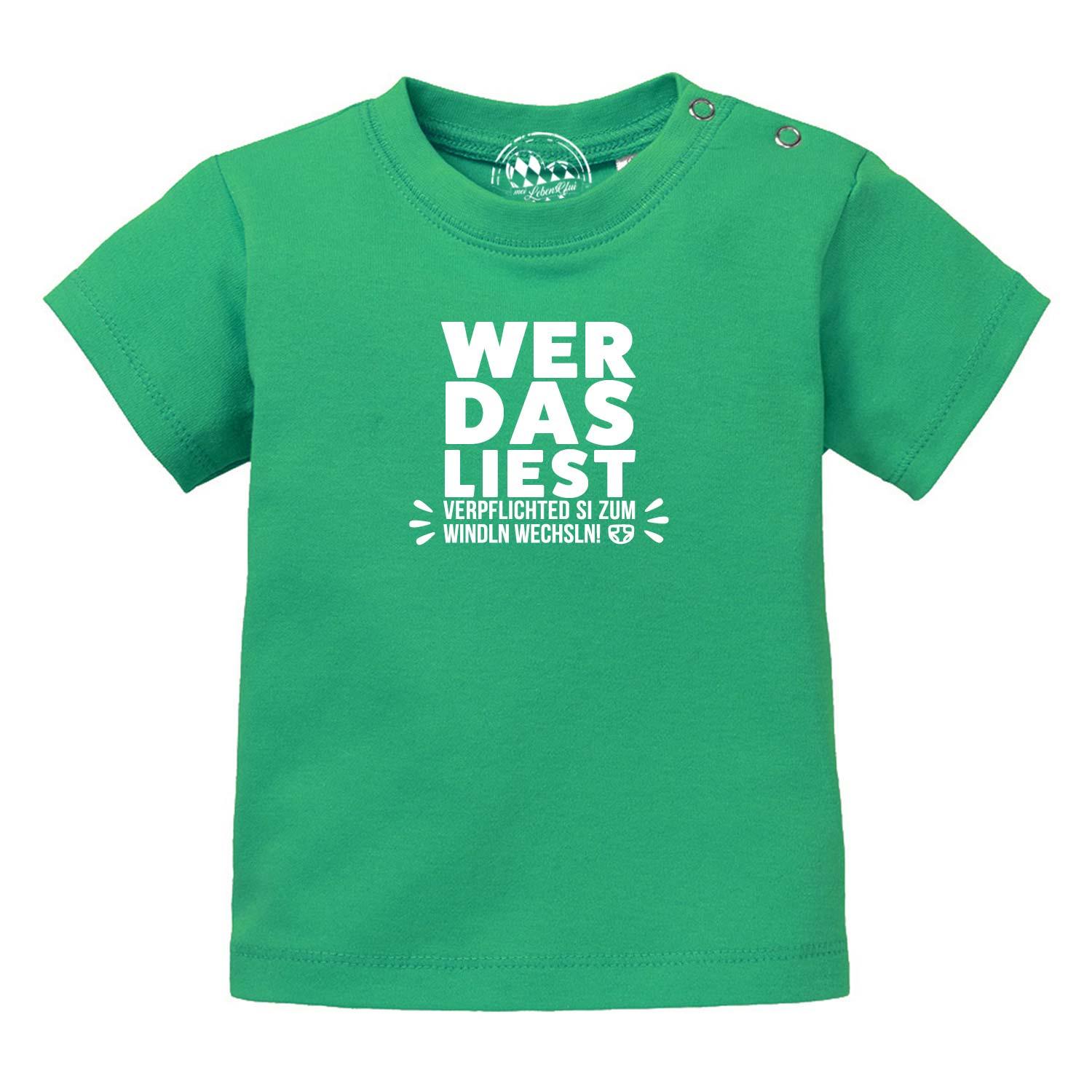 Weißes Baby-T-Shirt mit blauem Aufdruck „Windln wechsln!“, kurzer Arm, runder Halsausschnitt, Bio-Baumwolle.
