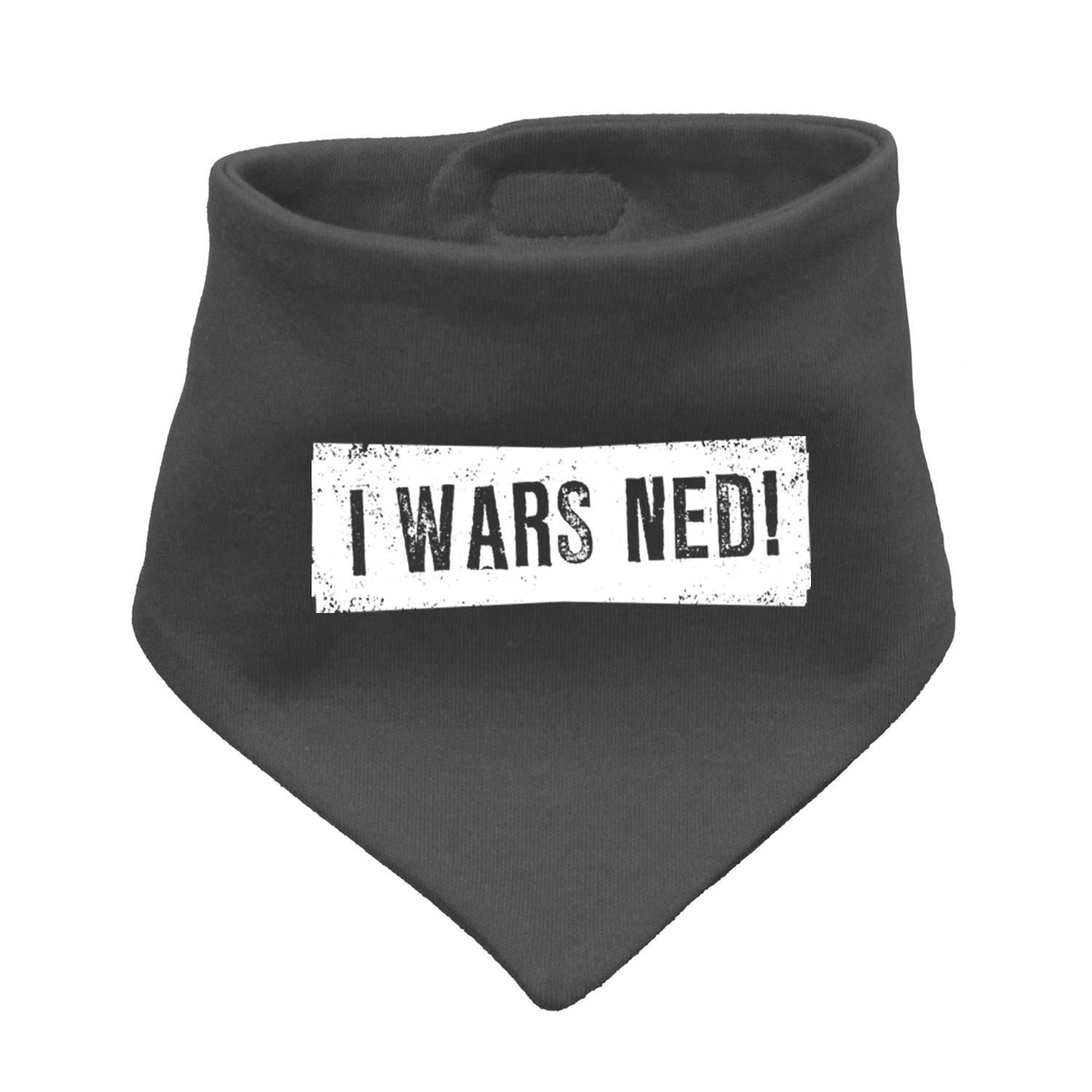 Dreieckiges Babyhalstuch in Beige mit aufgedrucktem bayerischem Schriftzug „I wars ned!“ in Braun, aus Baumwolle.