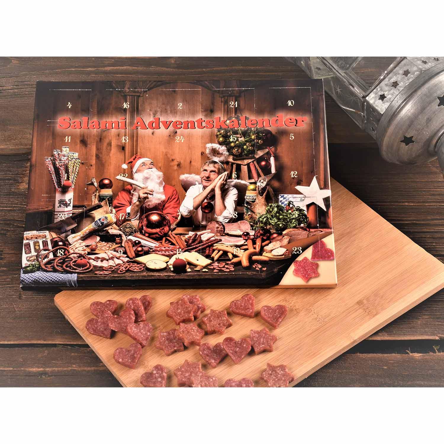 Bayerischer Adventskalender mit 24 herz- und sternförmigen Mini-Salamis in naturbelassener Optik.