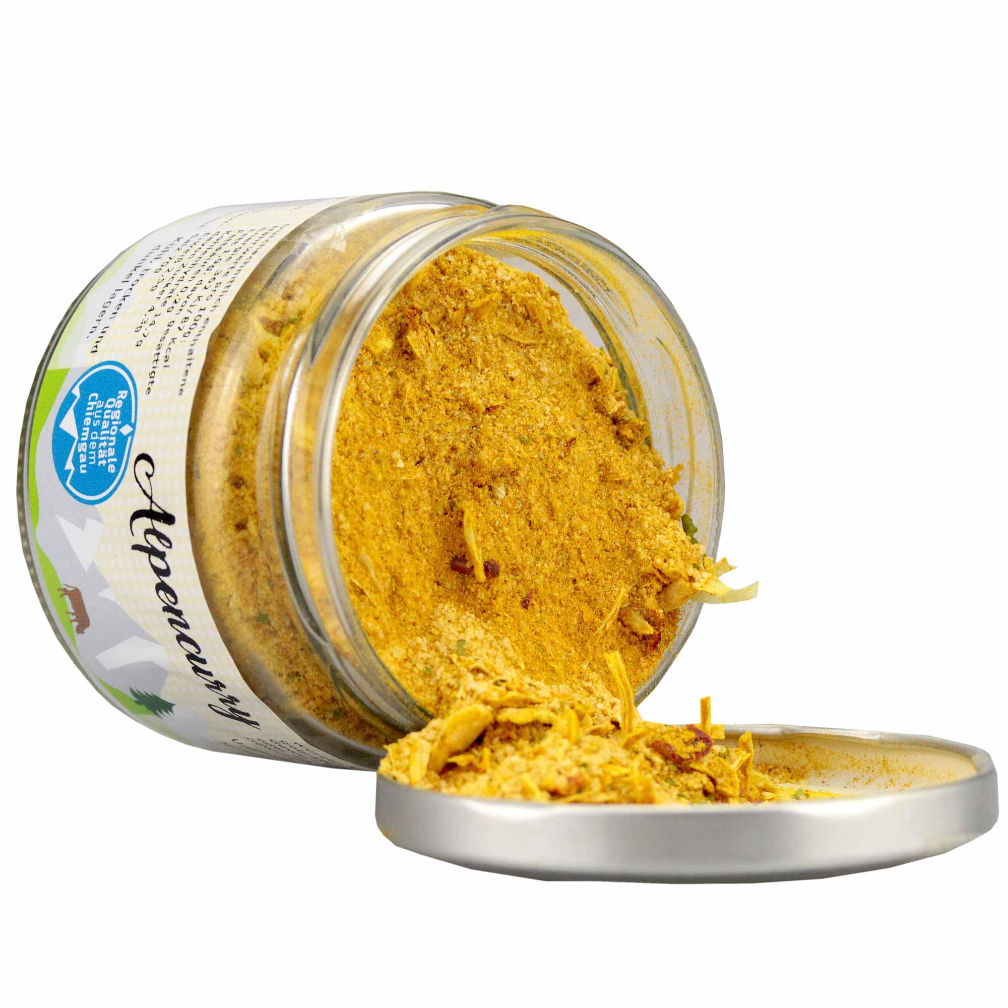 Grobes, gelblich-orangefarbenes Alpen Curry Gewürzsalz aus dem Chiemgau, 300 g, ohne Geschmacksverstärker.