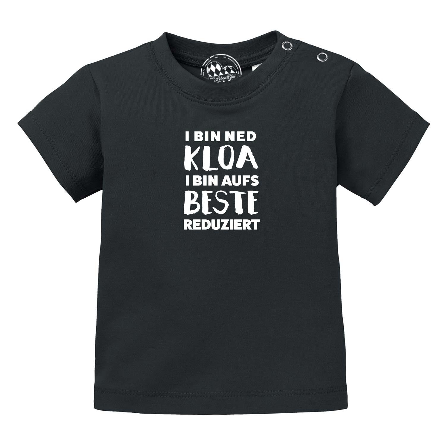 Schwarzes Baby T-Shirt mit weißem bayrischem Spruch "I bin ned Kloa, i bin aufs Beste reduziert" und Druckknöpfen.