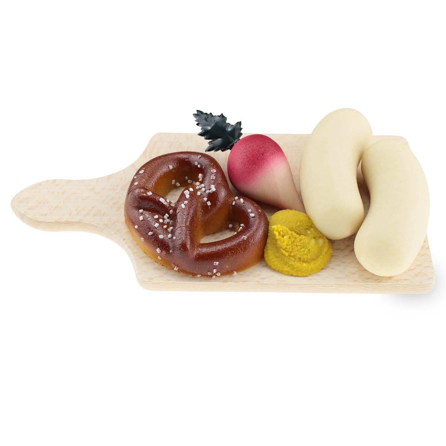 Bayrische Brotzeit (Marzipan) auf Holzbrettl - bavariashop - mei LebensGfui