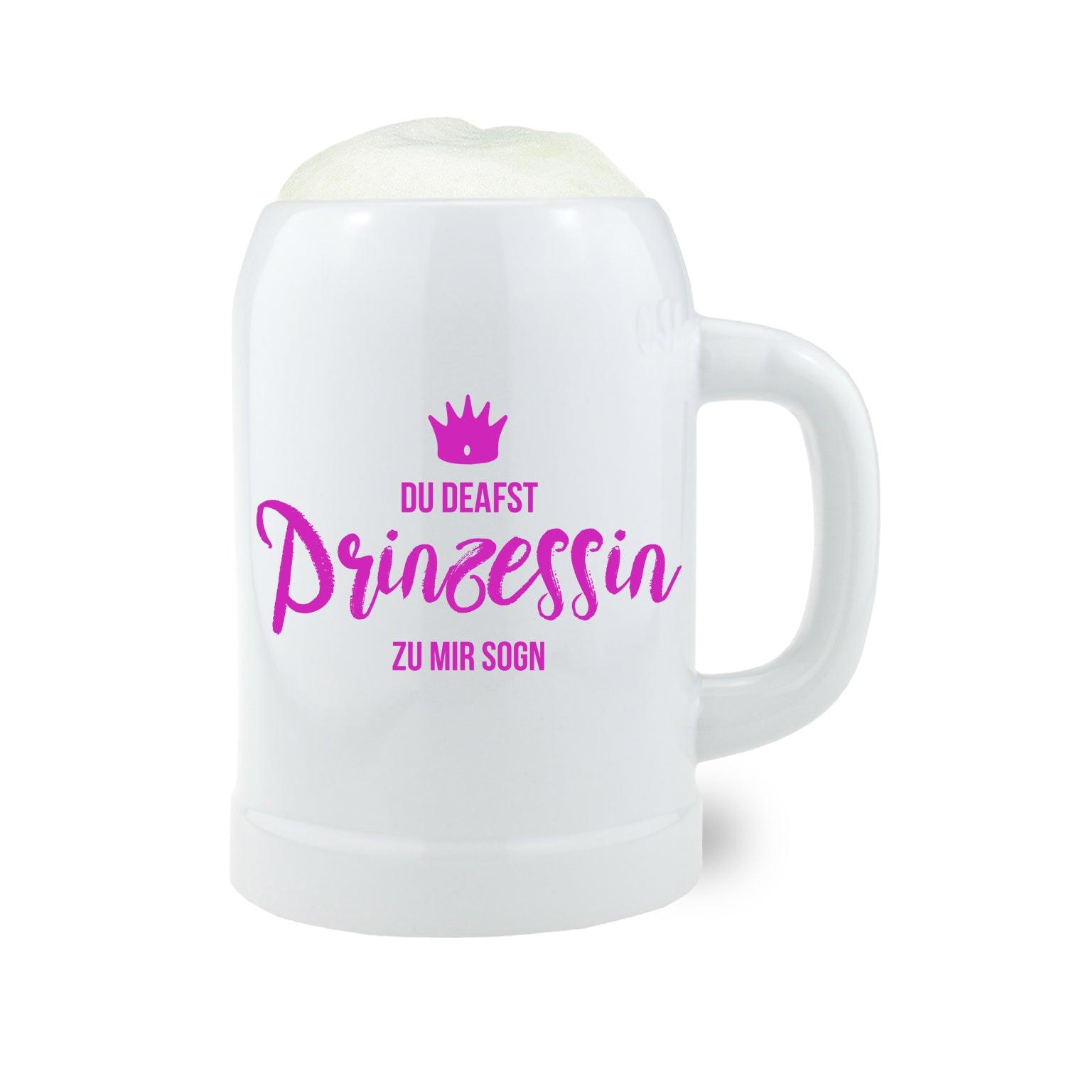 Steinkrug mit Henkel, bauchiger Form, Motiv-Schriftzug „Du dearfst Prinzessin zu mir sogn“, Fassungsvermögen 0,5 L.