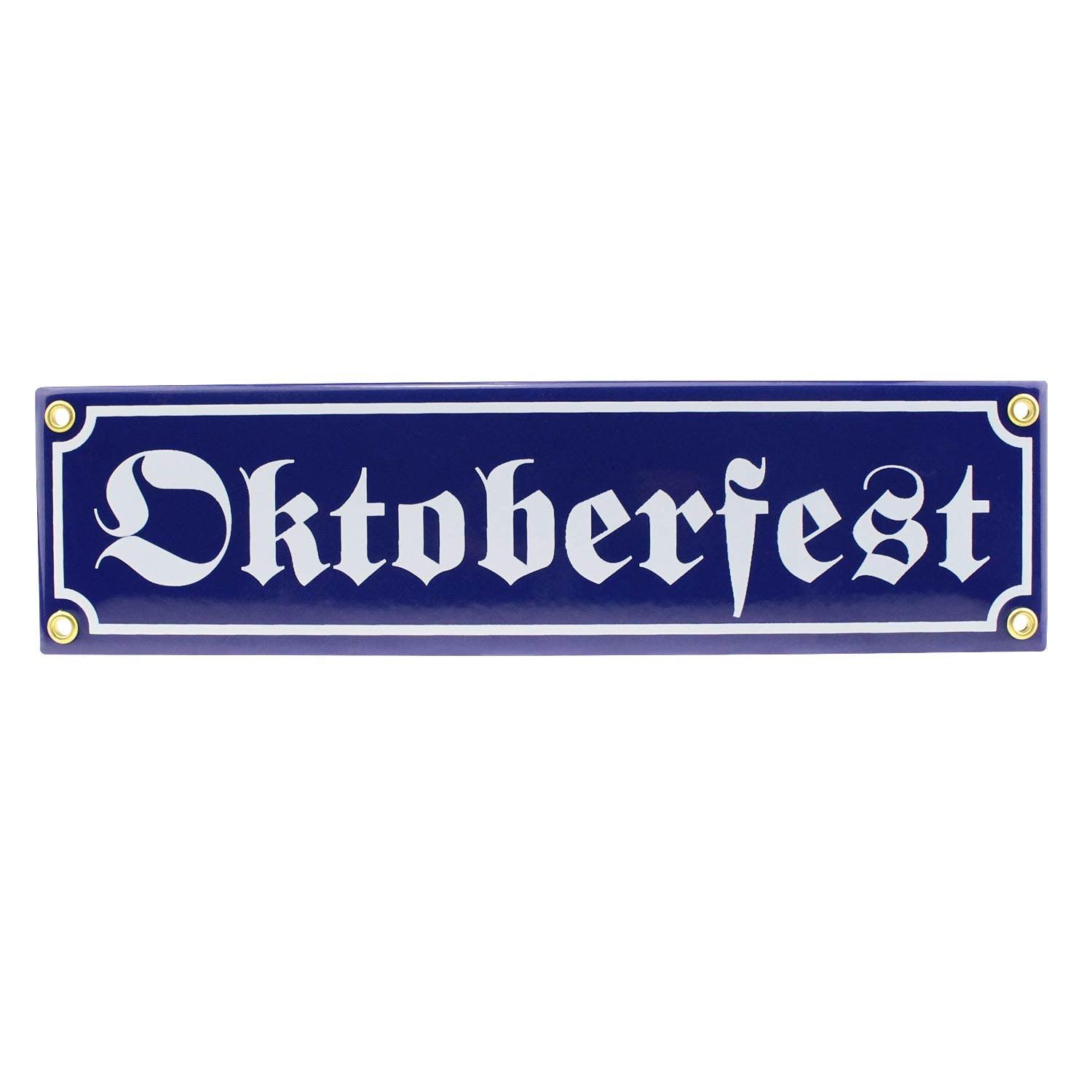 Rechteckiges, wetterfestes Emaille-Schild mit blau-weißem Rautenmuster und Schriftzug „Oktoberfest“
