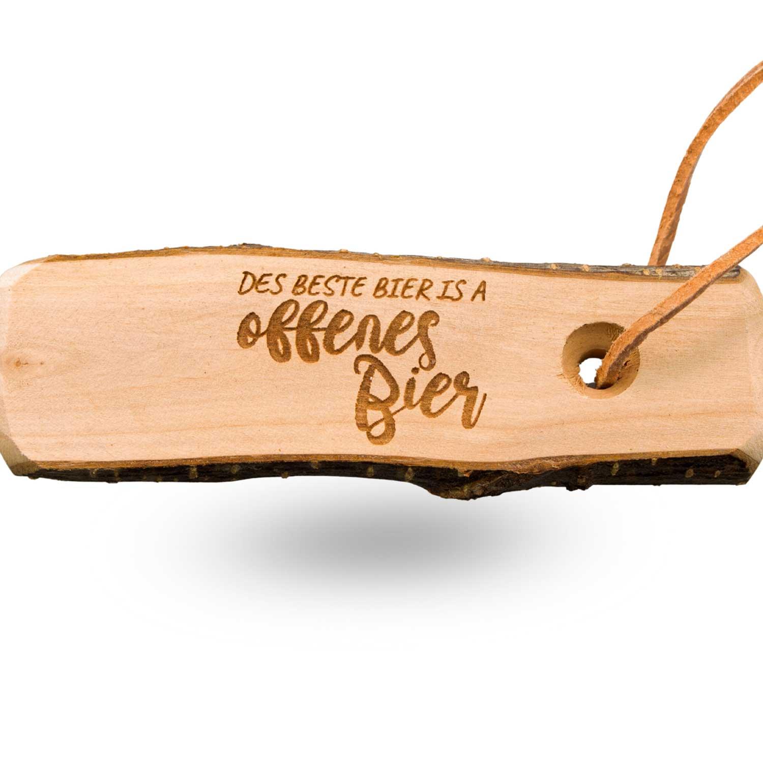 Flaschenöffner aus Holz mit Metallkopf und Gravur „Des beste Bier is a offenes Bier“, Länge ca. 16 cm.