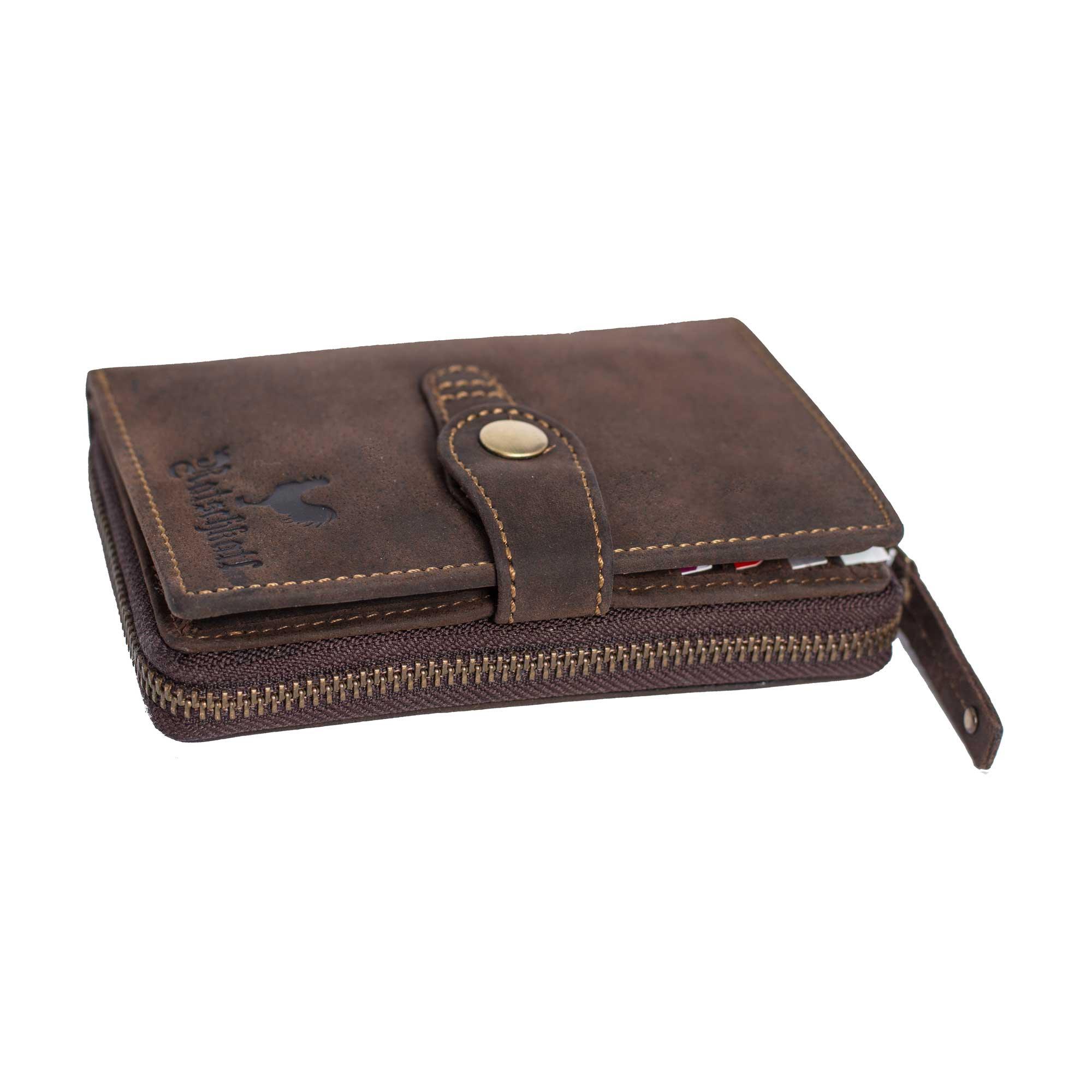 Brauner Leder-Geldbeutel in Querformat mit geprägtem Schriftzug „Ratschkatl“ und strukturiertem Obermaterial.