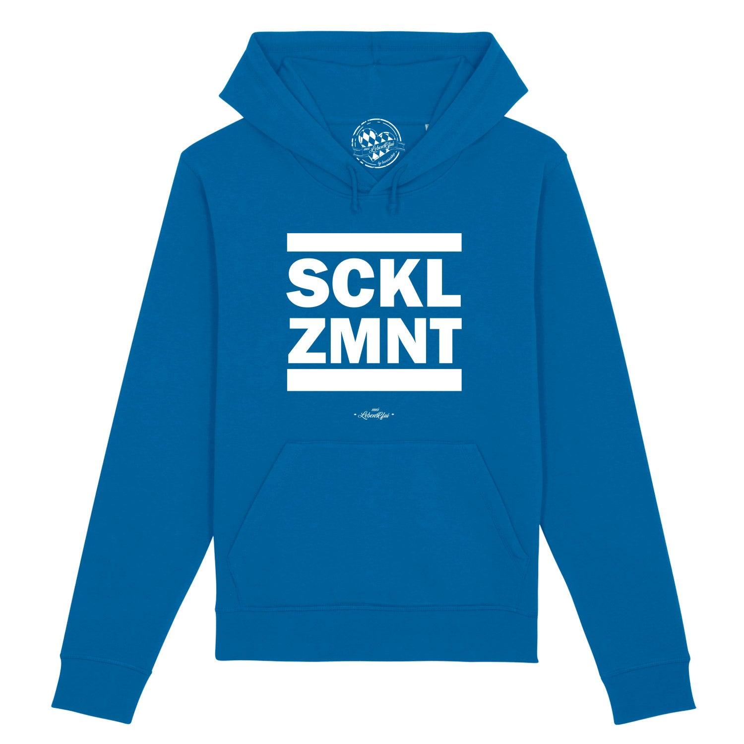 Dunkelgrauer Herren-Hoodie mit weißem „Sacklzement“-Schriftzug auf der Brust, Kapuze und Kängurutasche; Bio-Baumwolle.