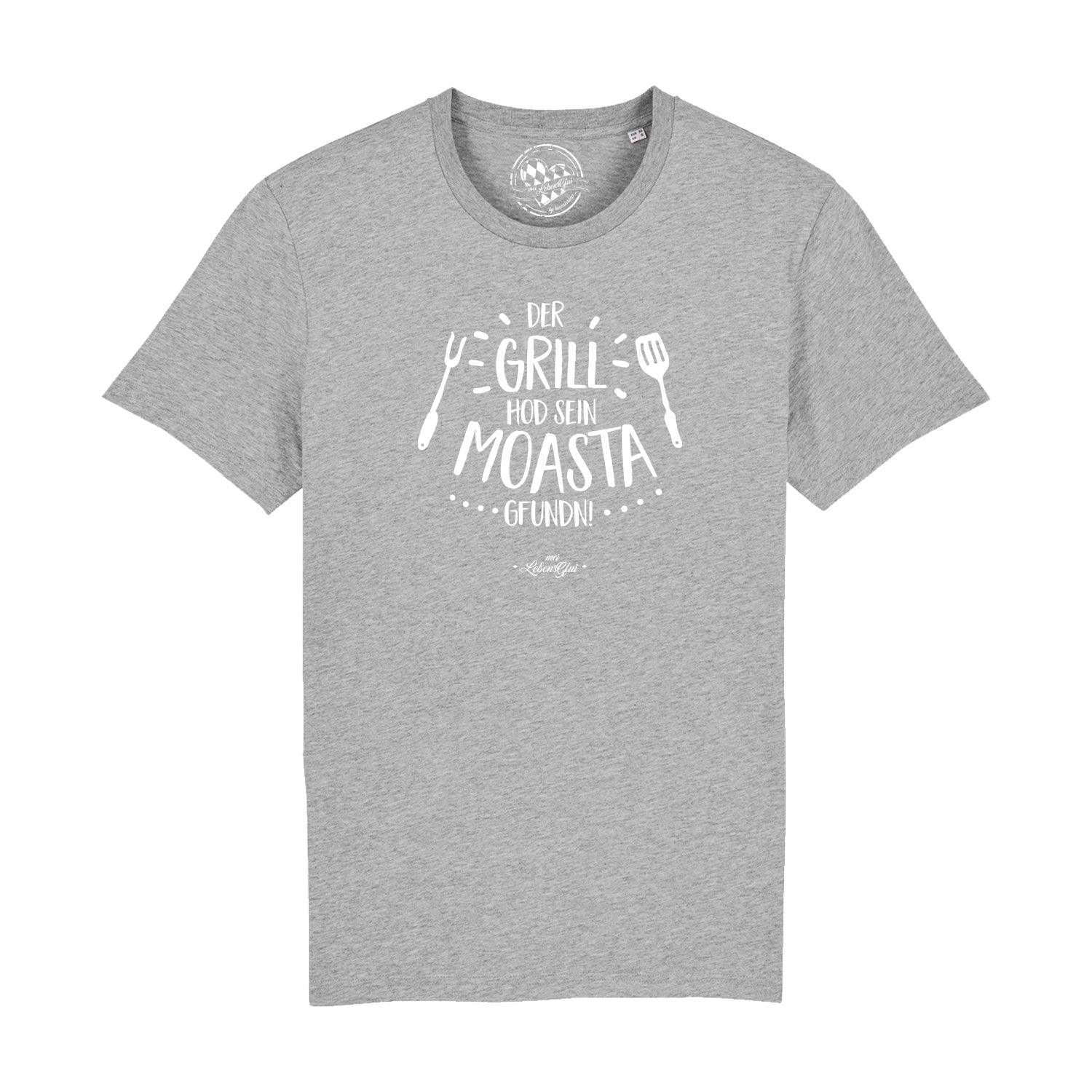 Schwarzes Herren-T-Shirt mit weißem „GrillMoasta“-Schriftzug in bayerischer Mundart, aus 100 % Bio-Baumwolle.