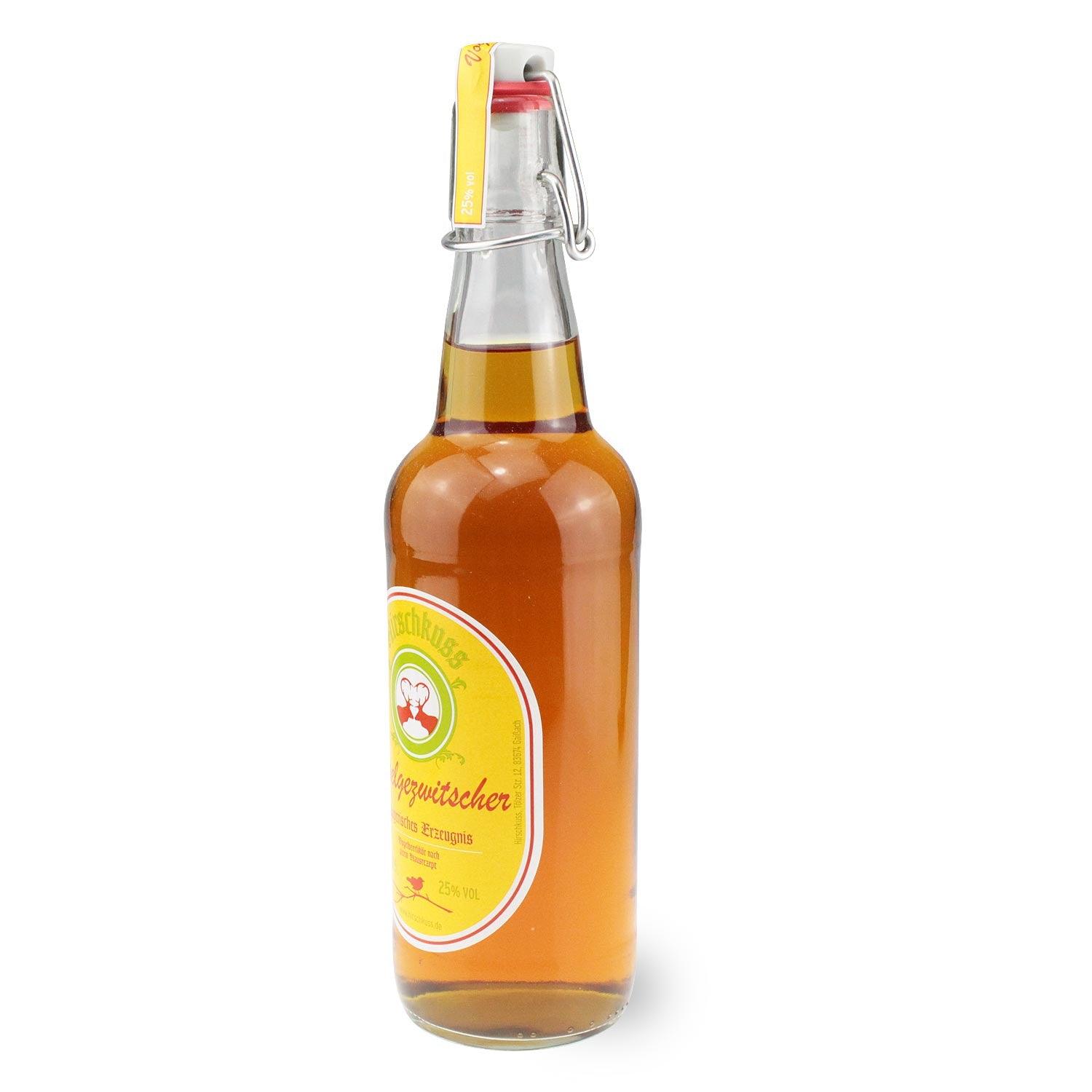 Fruchtig-roter Vogelbeerlikör mit handelsüblichem Bügelverschluss, traditionell hergestellt in Oberbayern, 0,5 l.