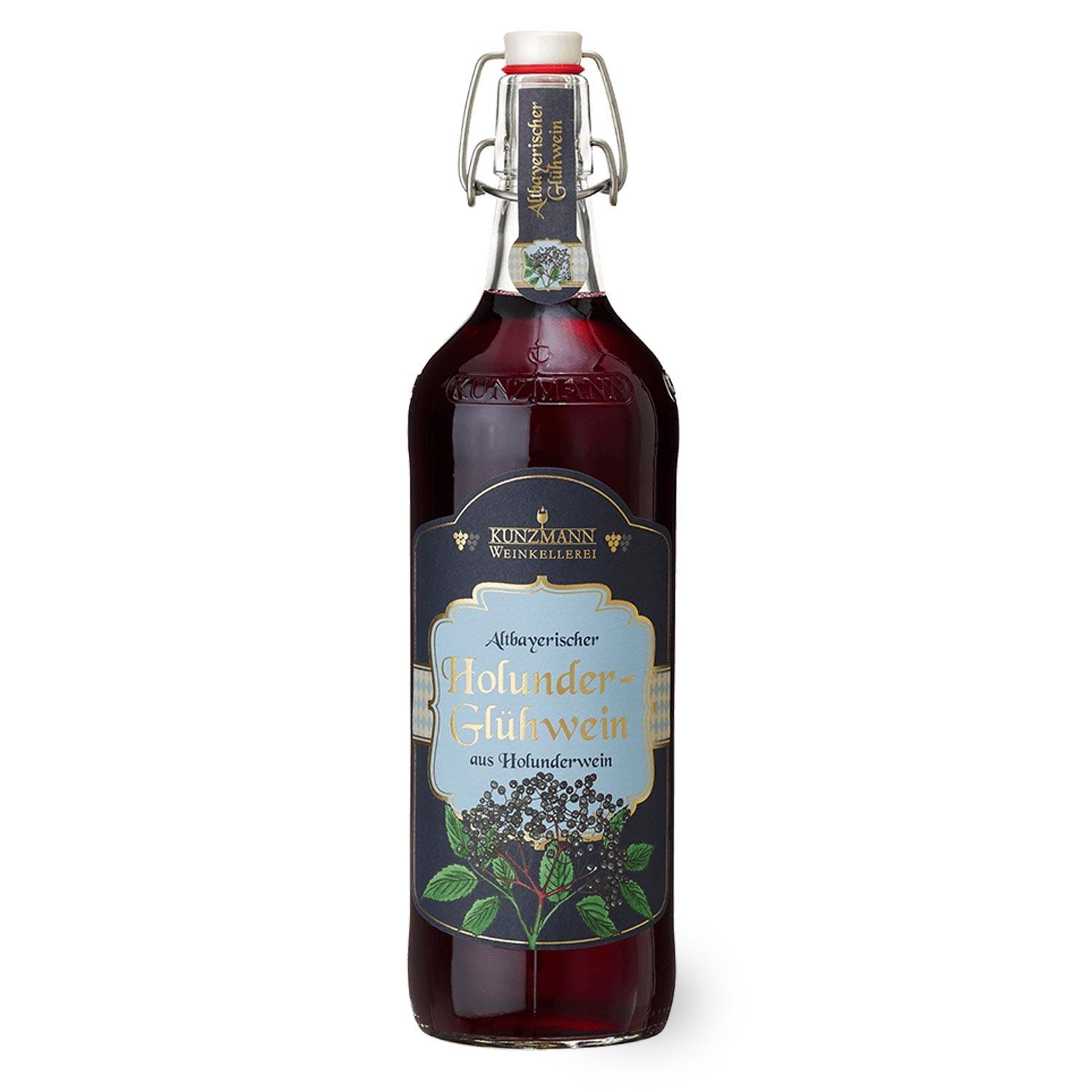 Altbayrischer Holunder Glühwein in Bügelflasche, dunkles Etikett mit Holunderbeerenmotiv, klassischer Gärverschluss.