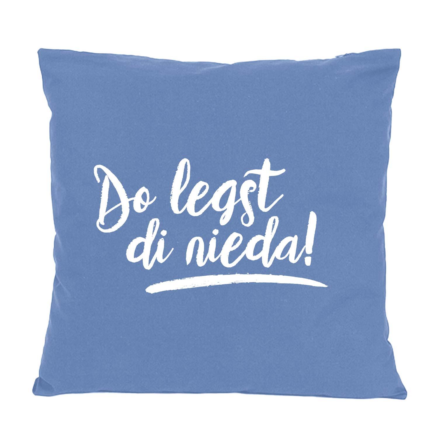 Quadratisches Dekokissen mit bayerischem Schriftzug „Do legst di nieda!“, bedruckt auf Baumwollstoff, ca. 40 x 40 cm.