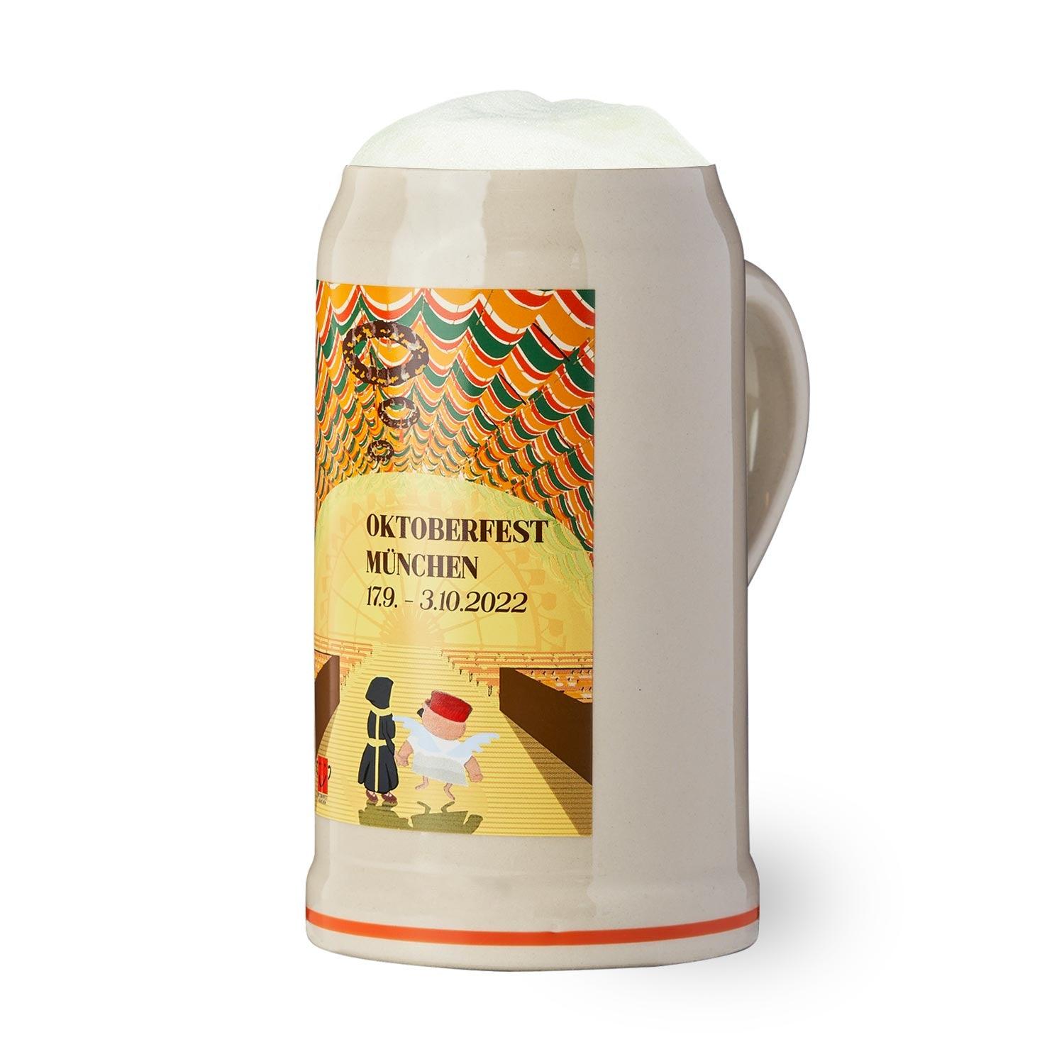 Limitierter Oktoberfestkrug 2022 aus Steingut mit farbigem Motiv und Schriftzug „Oktoberfest München“, 1 Liter.