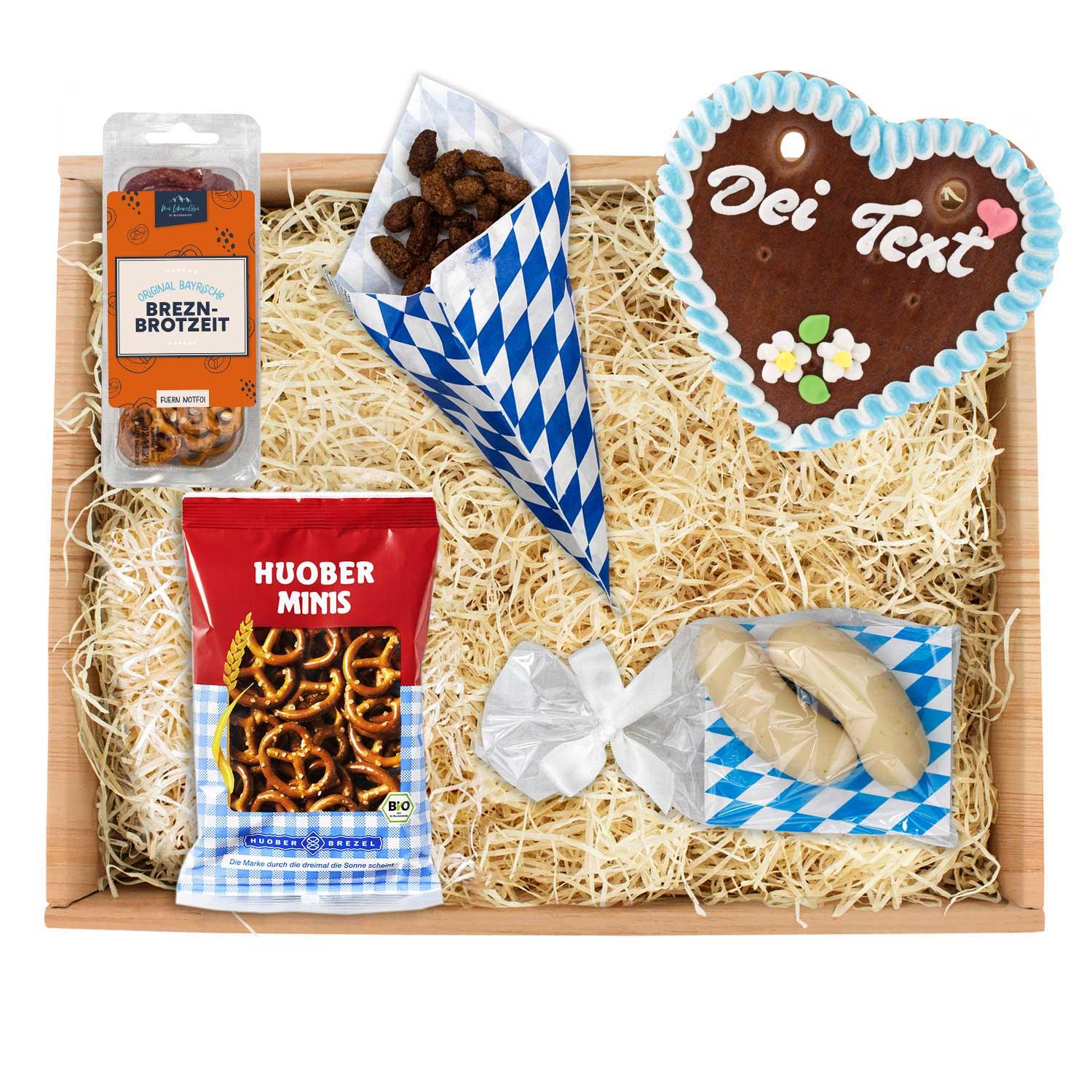 Oktoberfest-Geschenkbox mit Lebkuchenherz mit Wunschtext, Marzipan-Weißwurstpaar, Brezn-Salami-Set