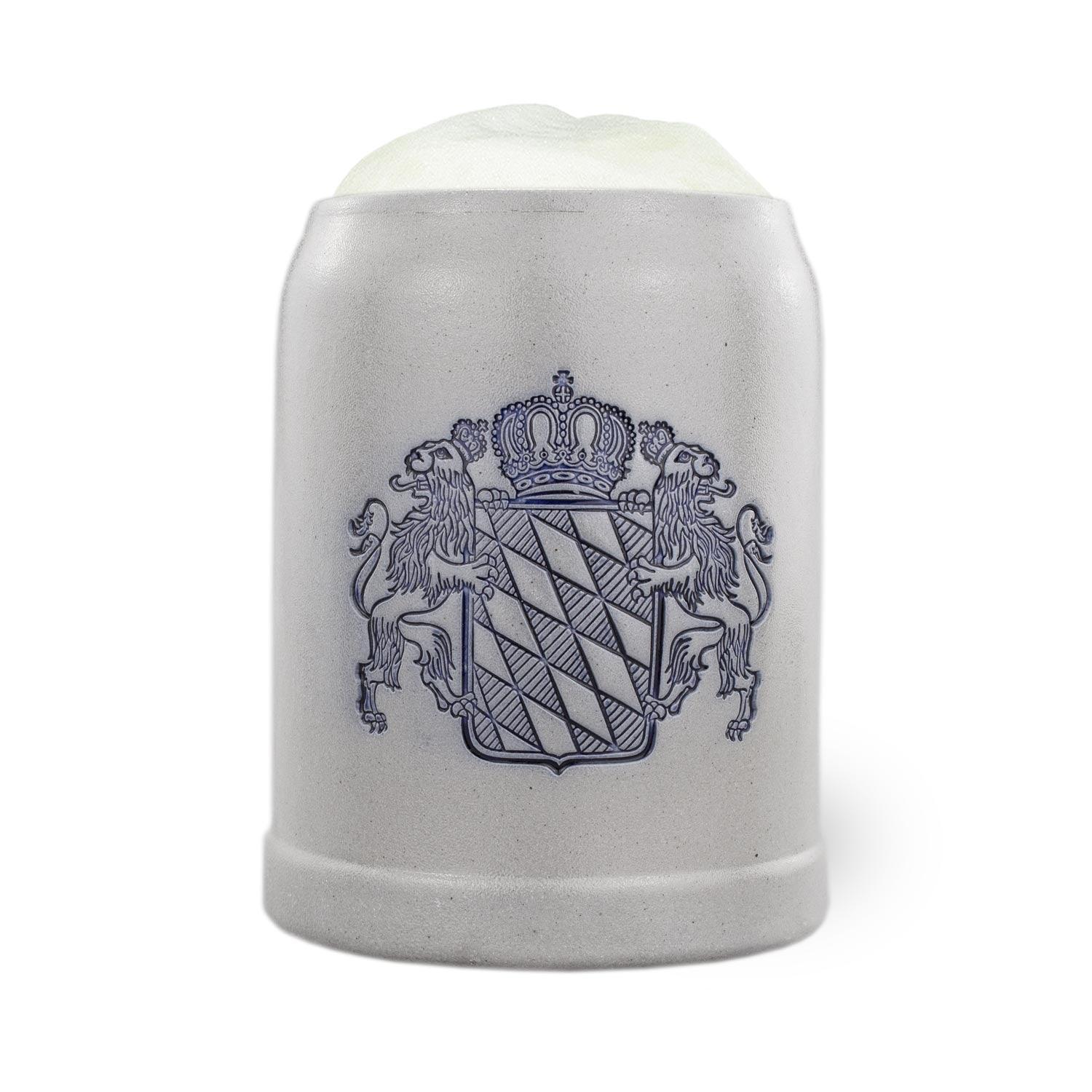 Traditioneller Bierkrug aus Steinzeug mit geprägtem bayerischem Wappen, zylindrische Form, 0,5 Liter, naturgrau.