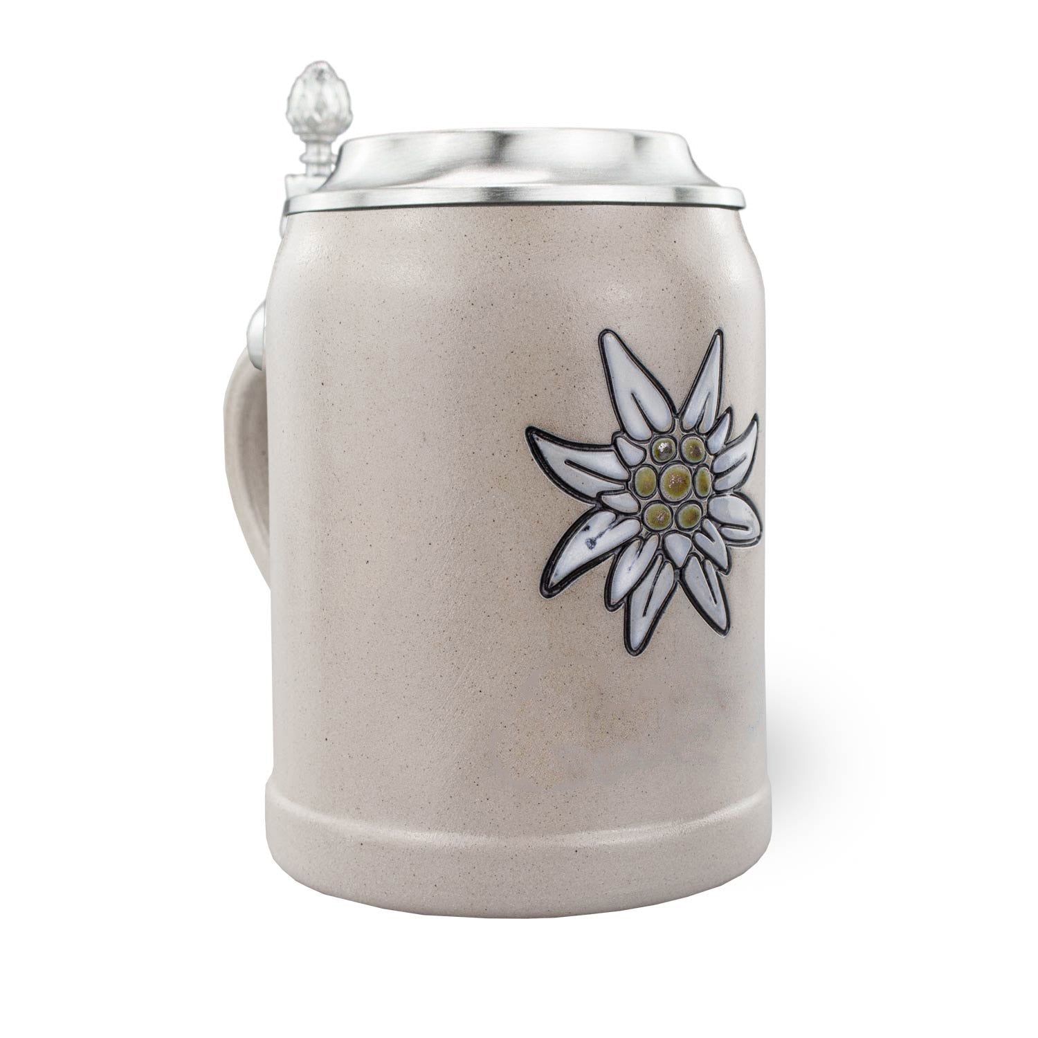 Traditioneller Bierkrug aus Stein mit gravierbarem Zinndeckel und Relief-Motiv mit Edelweiß und Bayernwappen, 0,5 l.