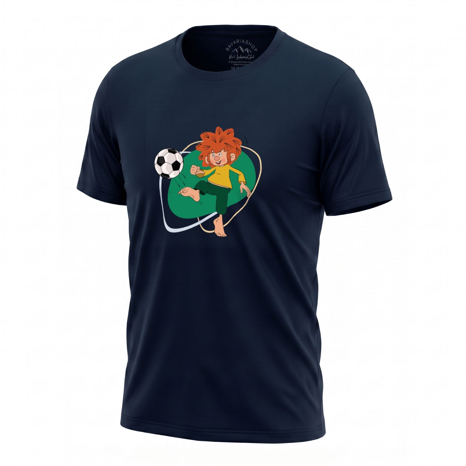 Herren T-Shirt dunkelblau mit Pumuckl der einen Fußball kickt, mittig auf der Brust.