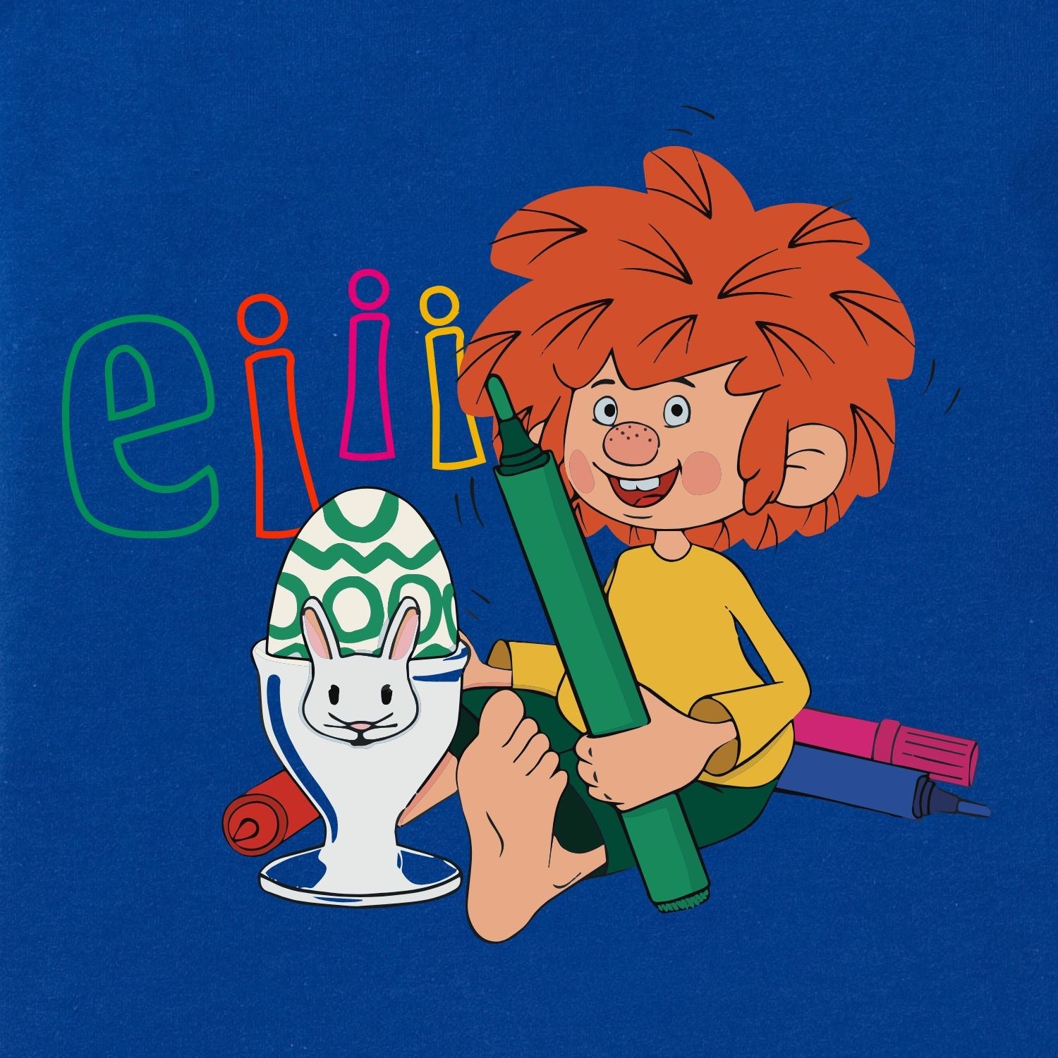 Pumuckl mit grünem Stift, bemalt ein grünes Osternest-Ei in einem Hasen-Eierbecher auf Blau.