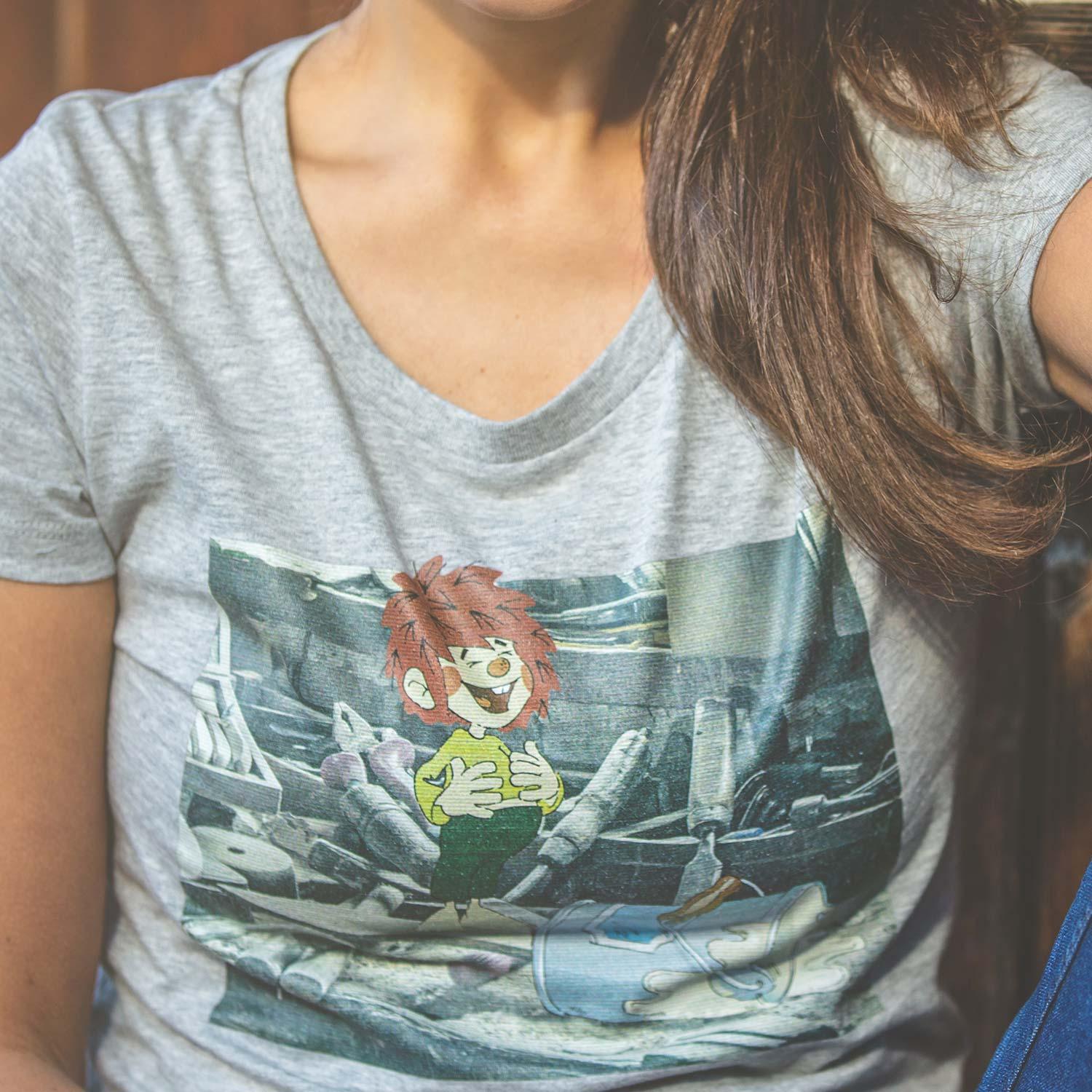 Damen T-Shirt mit Pumuckl-Motiv in Retro-Optik, Rundhals, Kurzarm, aus 100 % Bio-Baumwolle, 180 g/m².
