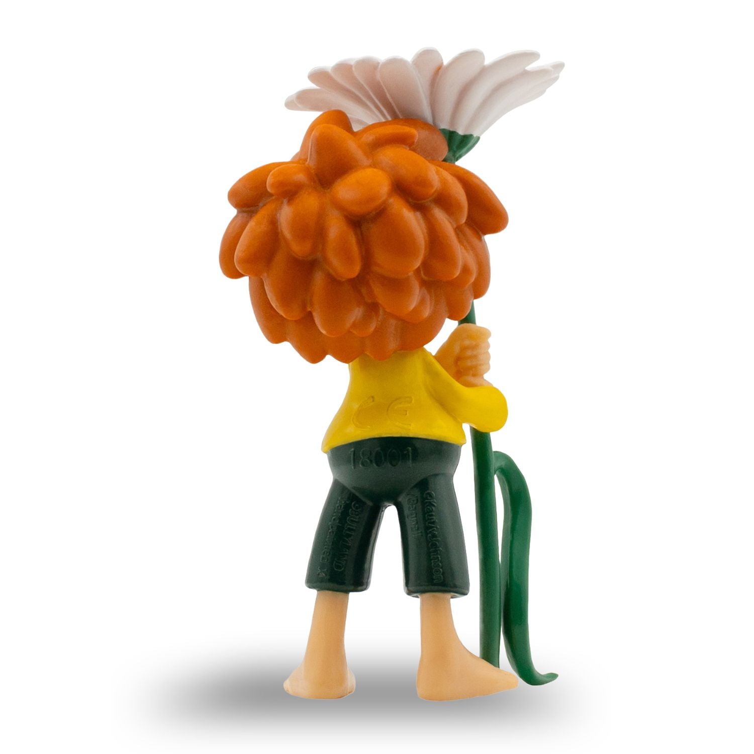 Pumuckl-Figur 8 cm von hinten mit rotem Haar und gelbem Shirt, hält eine weiße Blume.