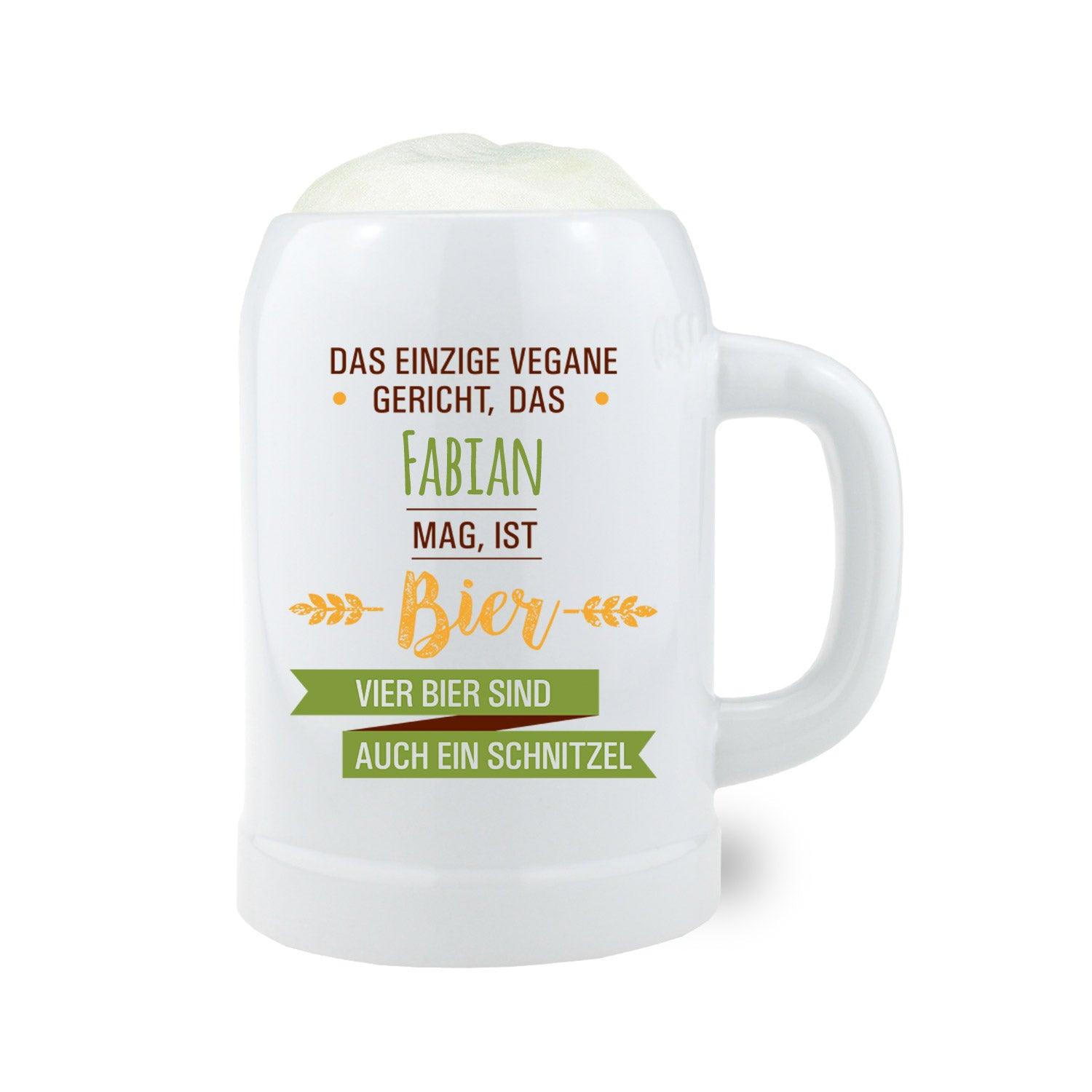 Personalisierter Bierkrug aus Keramik mit Henkel, großer "Schnitzel"-Schriftzug, Gravurfeld für deinen Namen, 0,5 Liter.