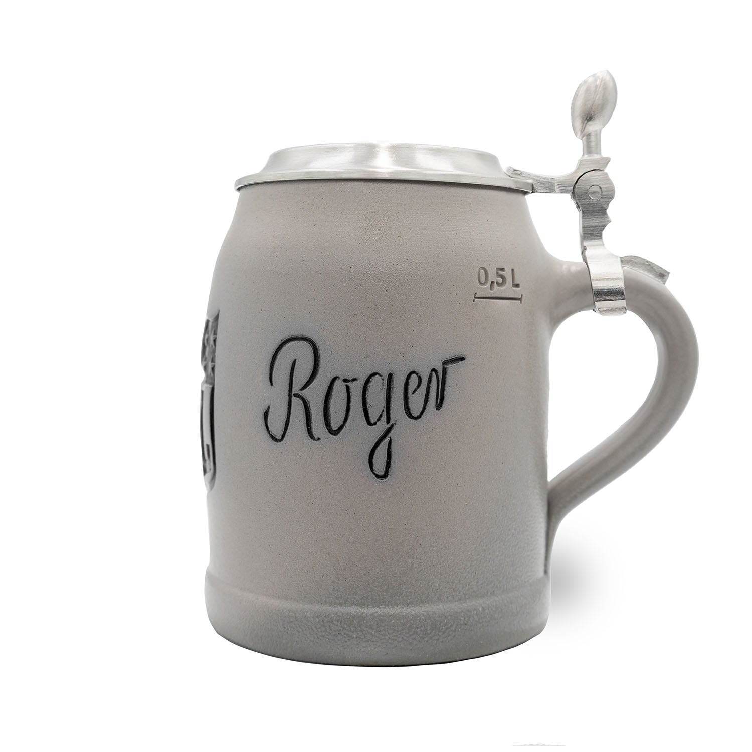 Hochwertiger Steinkrug mit graviertem NFL Shield-Logo, Zinndeckel und optionaler Personalisierung, 0,5 l.