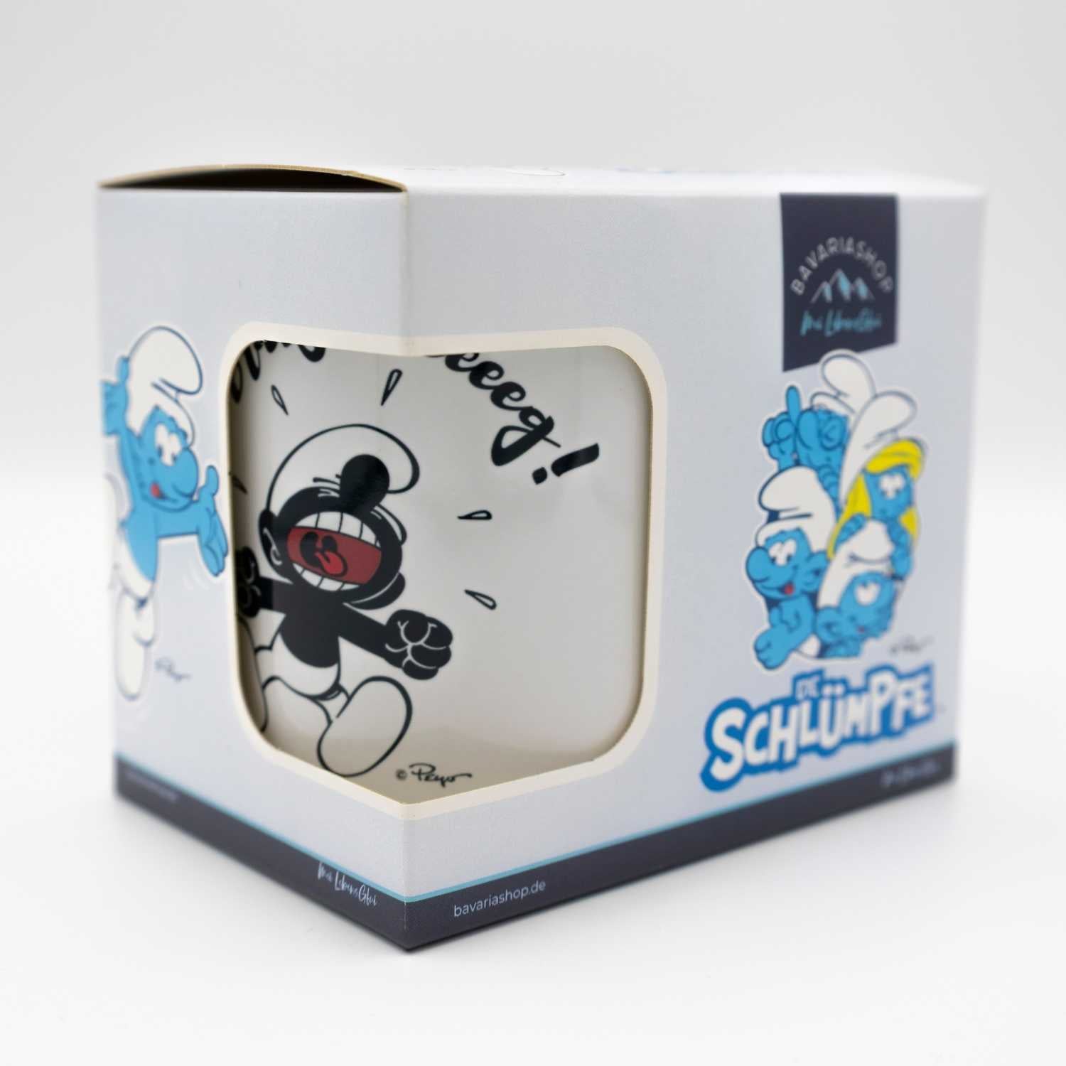 Emaille-Tasse mit blauem Rand und Schlumpf-Motiv, Aufdruck „Bratzn weg!“, Fassungsvermögen ca. 330 ml.