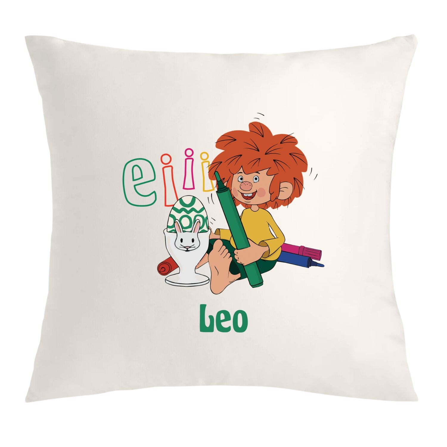 Weißes Pumuckl Kuschelkissen mit "Eiii Ostern" Spruch, personalisiert mit Pumuckl beim Bemalen eines Ostereis