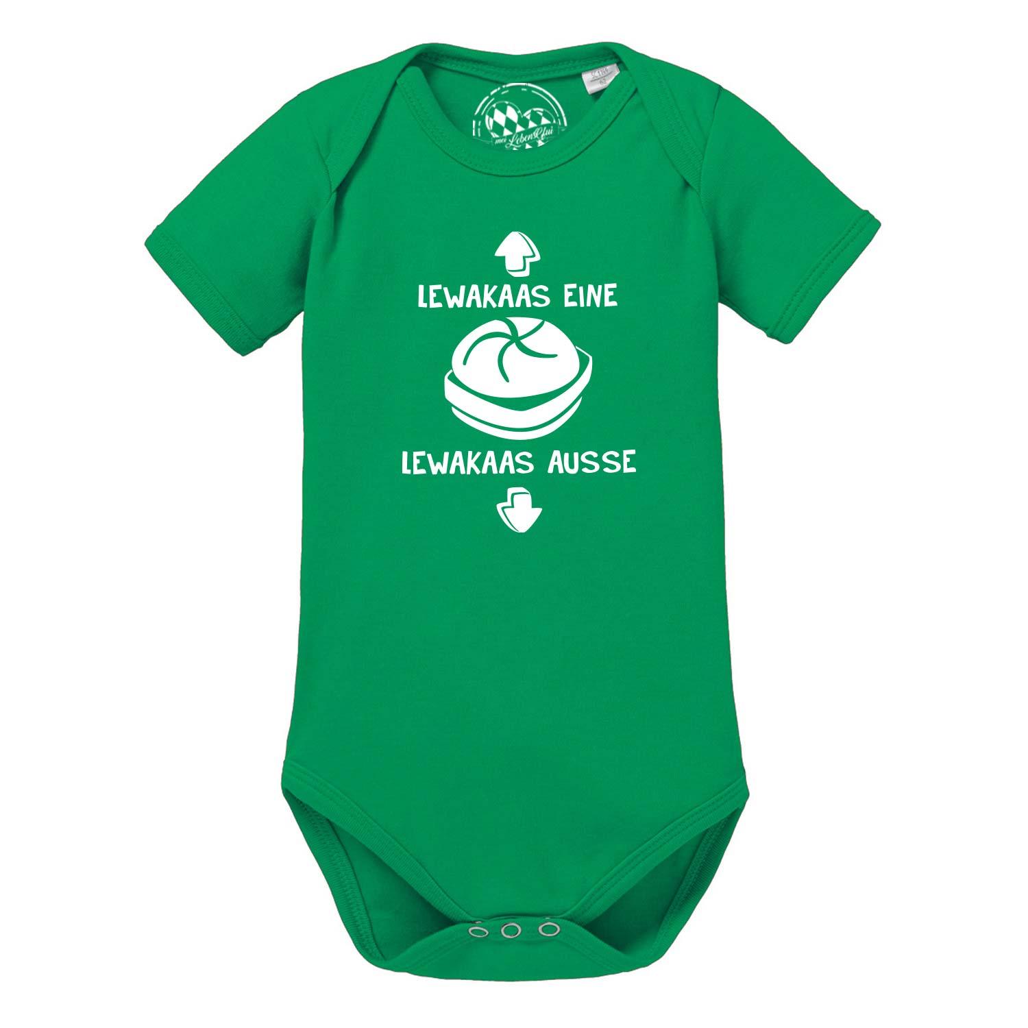 Weißer Babybody mit kurzem Arm, schwarzem Schriftzug „Lewakaas“ und Herzmotiv, aus weicher Baumwolle.