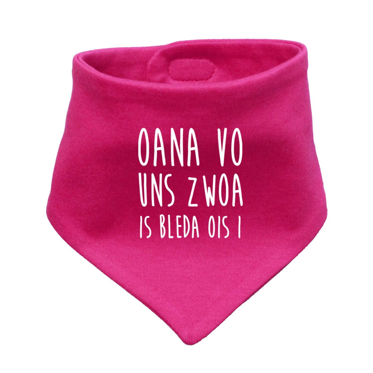 Dreieckstuch für Babys in Rosa mit weißem Schriftzug „Bleda ois i!“, einfarbig, weicher Baumwollstoff.
