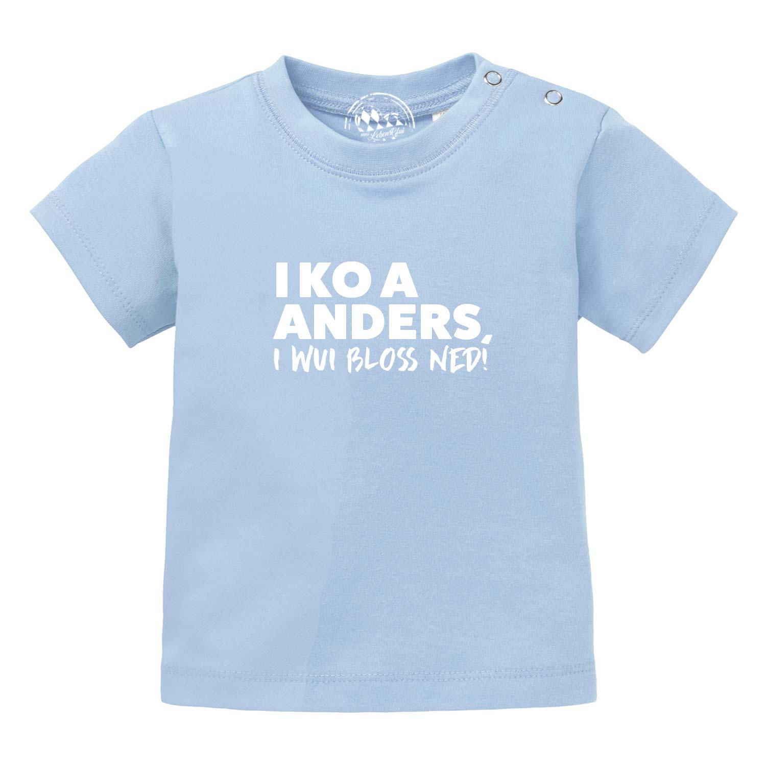 Hellblaues Baby T-Shirt "I wui bloß ned" mit weißem bayerischem Spruch und Druckknöpfen an der Schulter