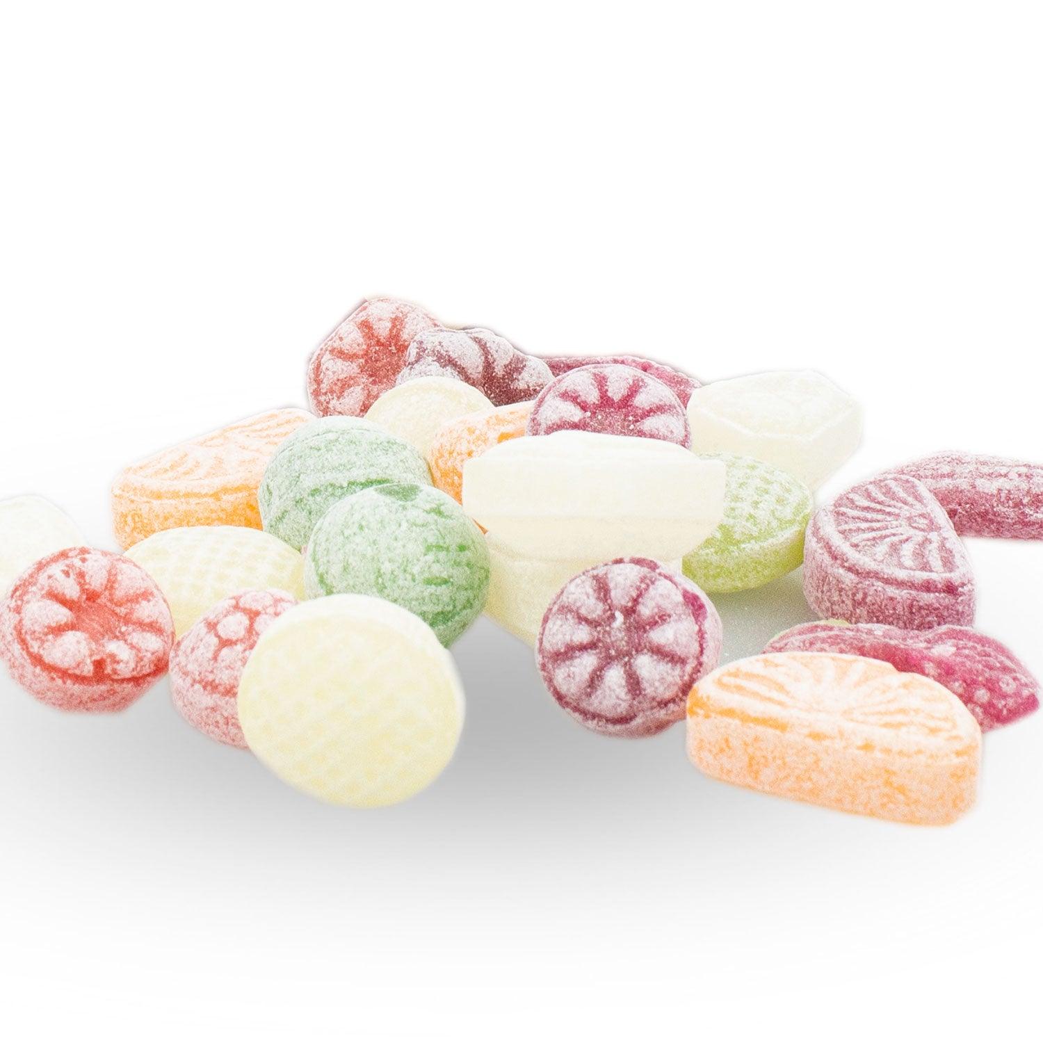 Bunte Bonbonmischung aus traditionellen Fruchtbonbons in verschiedenen Formen und Farben, 150 g.