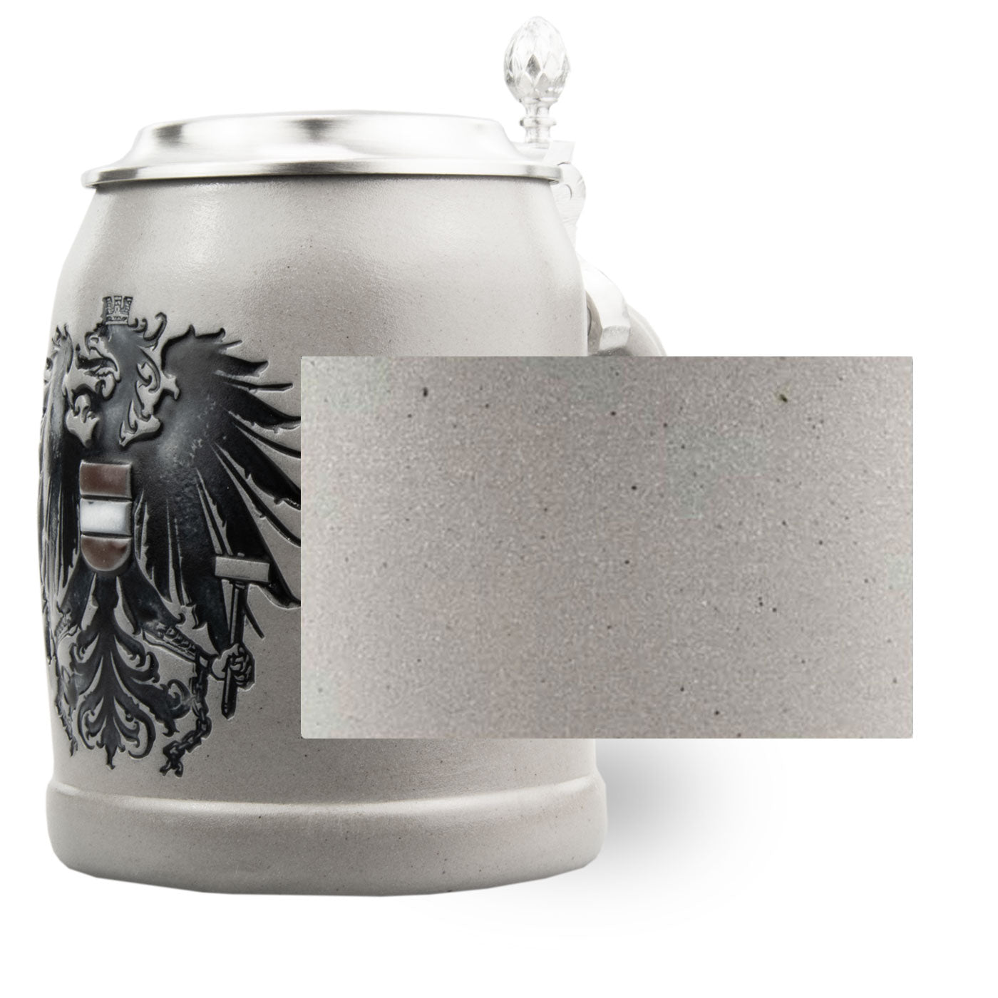 Personalisierbarer Bierkrug aus Steinzeug mit Zinndeckel, Österreich-Wappen und schwarzer Gravur.