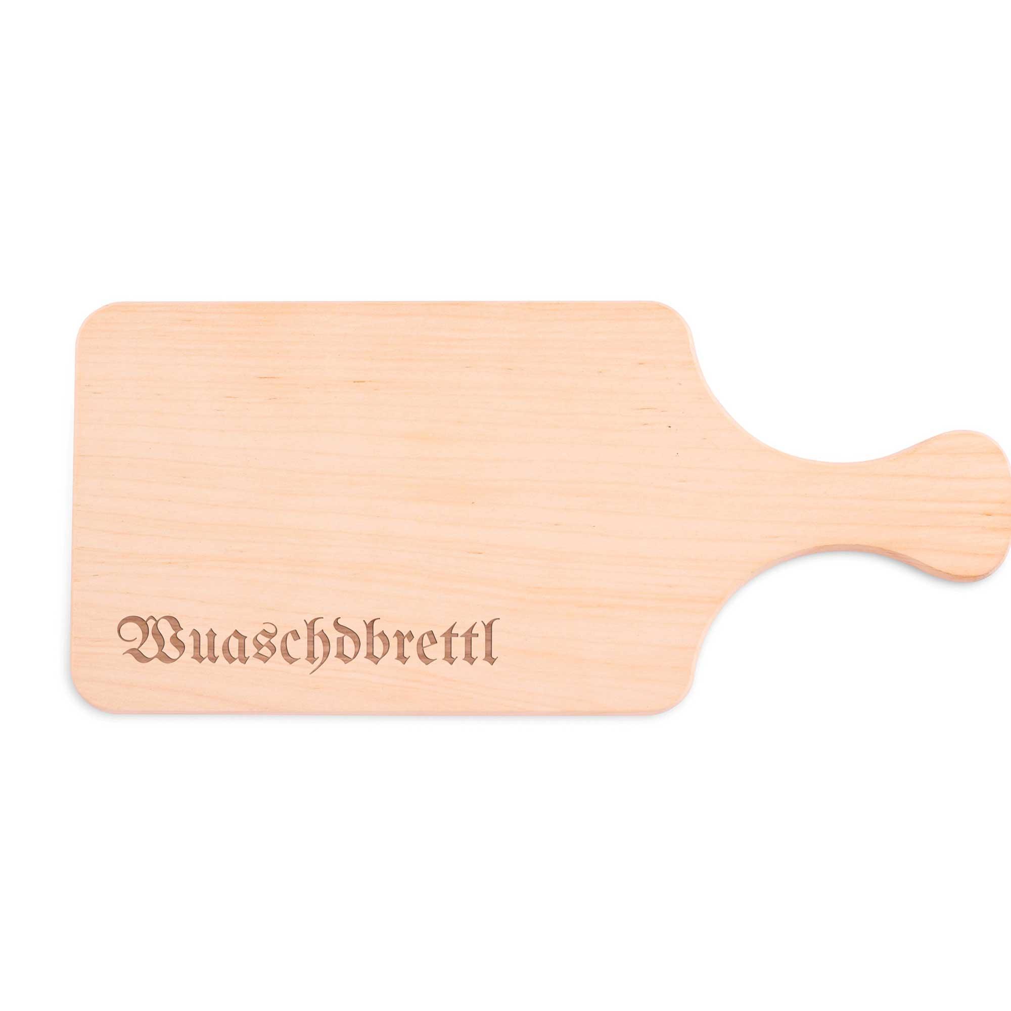 Rechteckiges Brotzeitbrettchen aus hellem Ahornholz mit graviertem Hirschmotiv und individuellem Namensschriftzug.