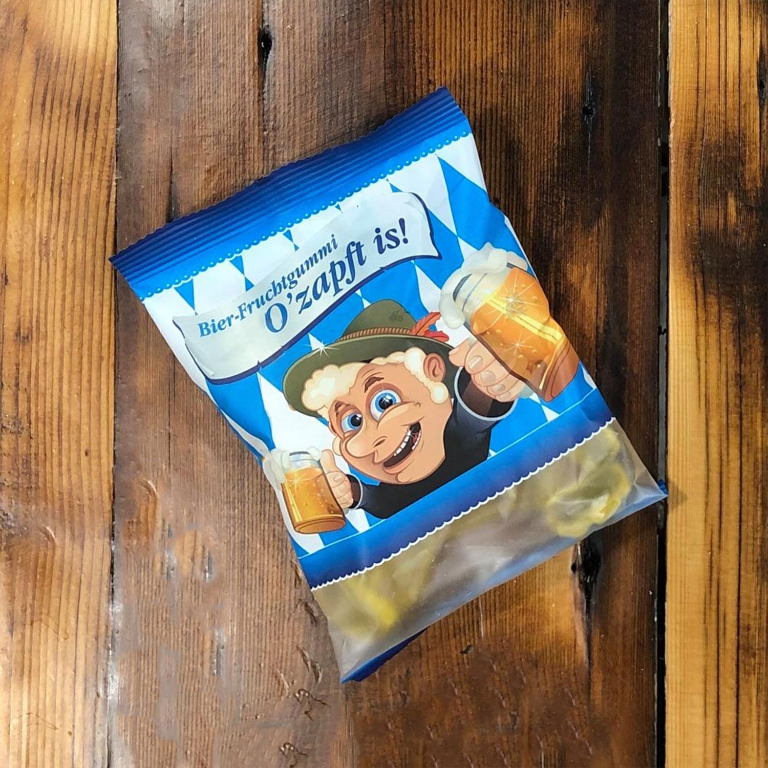 Bayerischer Fruchtgummi in Maßkrugform, bernsteinfarben, transparent, detailreich gearbeitet, alkoholfrei, 100 g.