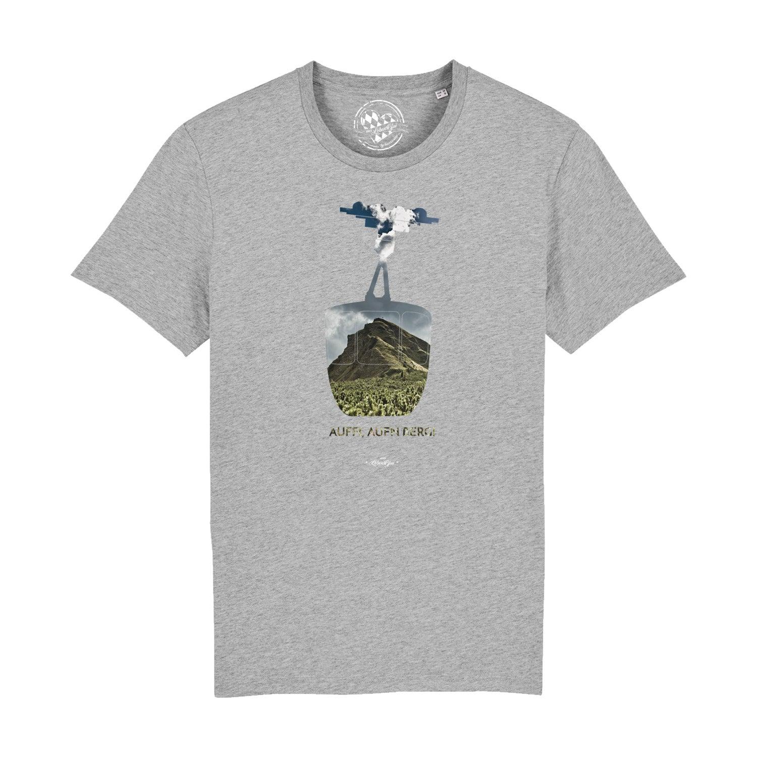 Schwarzes Herren-T-Shirt mit weißem Schriftzug „Auffi, aufn Berg!“, Baumwolle, Rundhals, kurzarm, Motiv vorne.