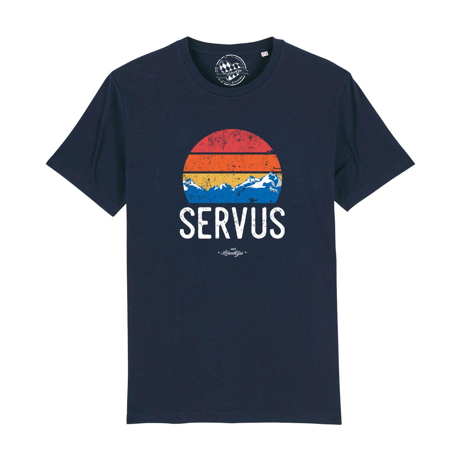 Schwarzes Herren-T-Shirt mit weißem „Servus“-Schriftzug in geschwungener Schrift, aus 100 % Bio-Baumwolle.
