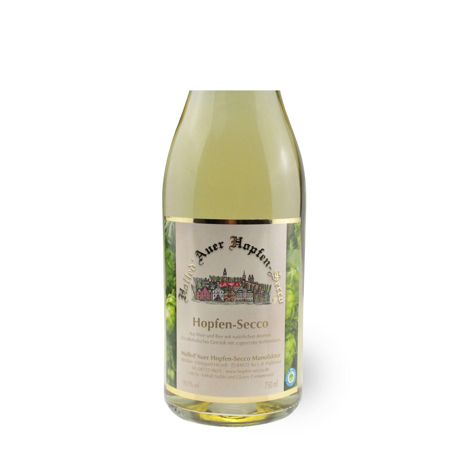 Spritziger Hopfen-Secco mit feiner Perlage, goldgelber Farbe, hergestellt aus Wein und Bier, 0,75 Liter Flasche.