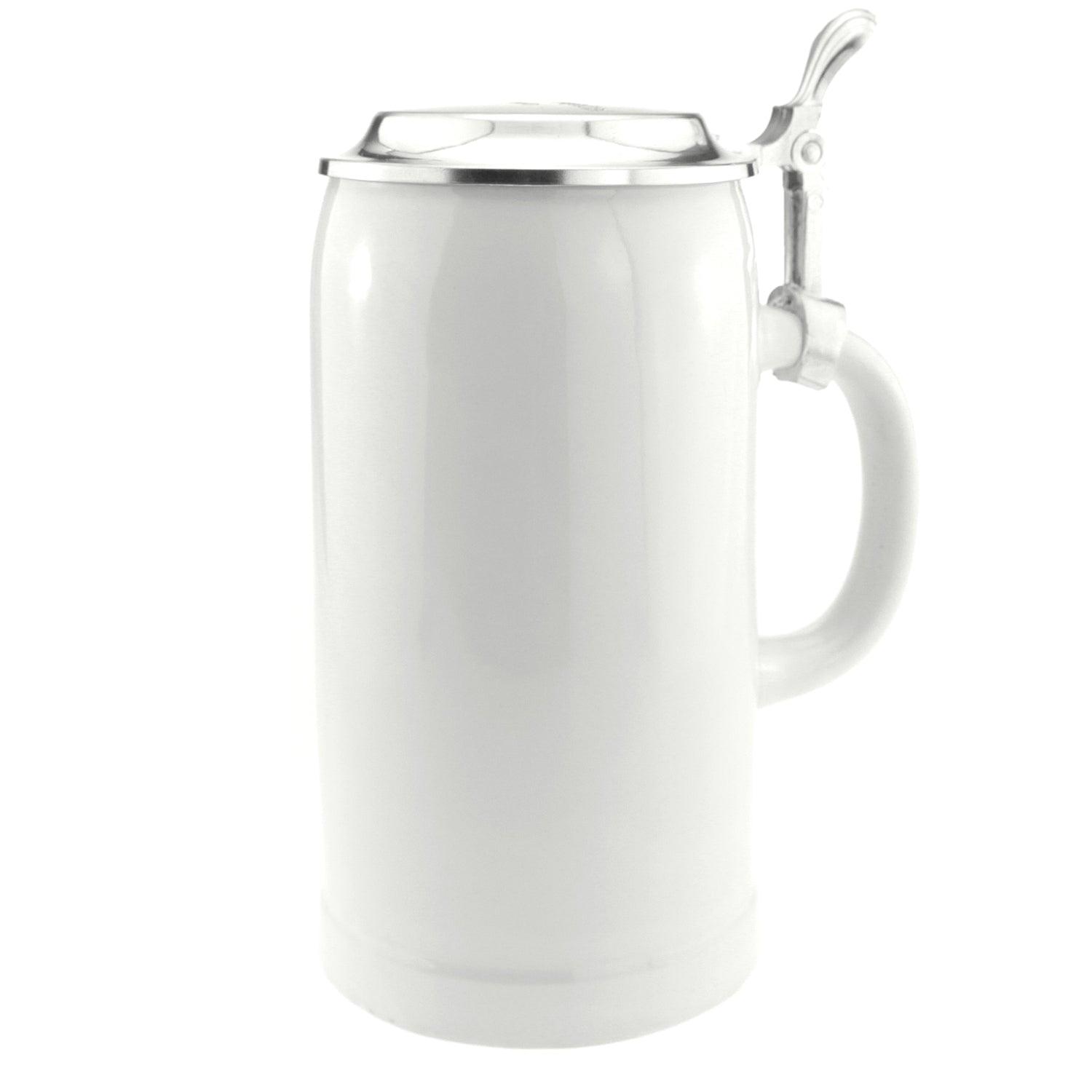 Personalisierter Bierkrug aus unbehandeltem Steingut mit Zinndeckel, Logo-Gravur und traditionsnaher Form, 1,0 Liter.