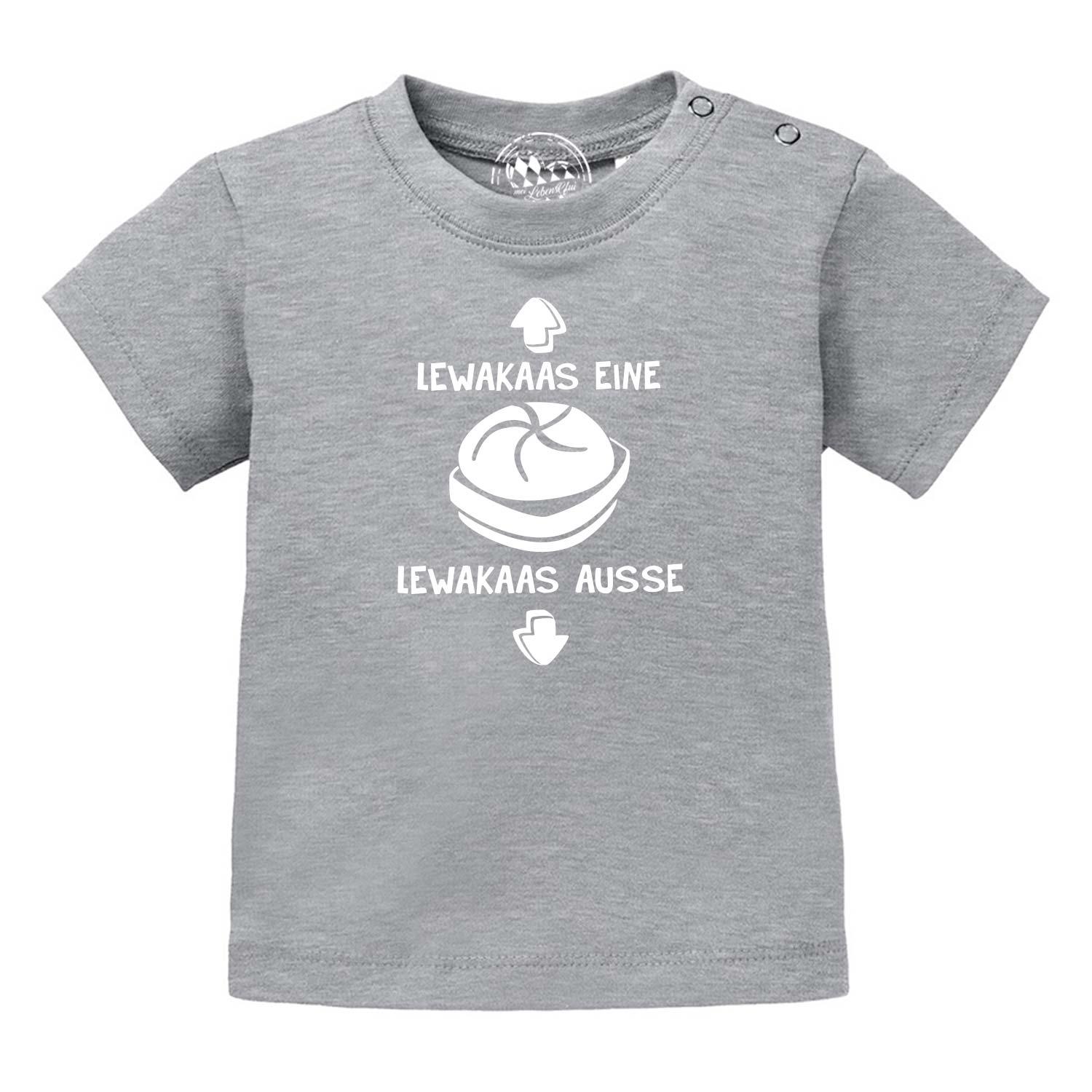 Graues Baby T-Shirt "Lewakaas" mit lustigem, weißem "Lewakaas" Ausse-Print auf der Vorderseite.