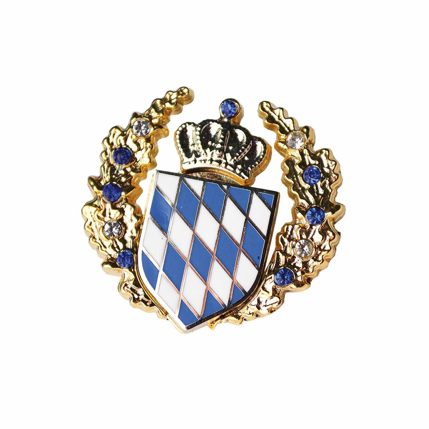 Metall-Pin in Silber- und Blautönen mit Bayernwappen im Eichenlaubkranz, verziert mit Strasssteinen.
