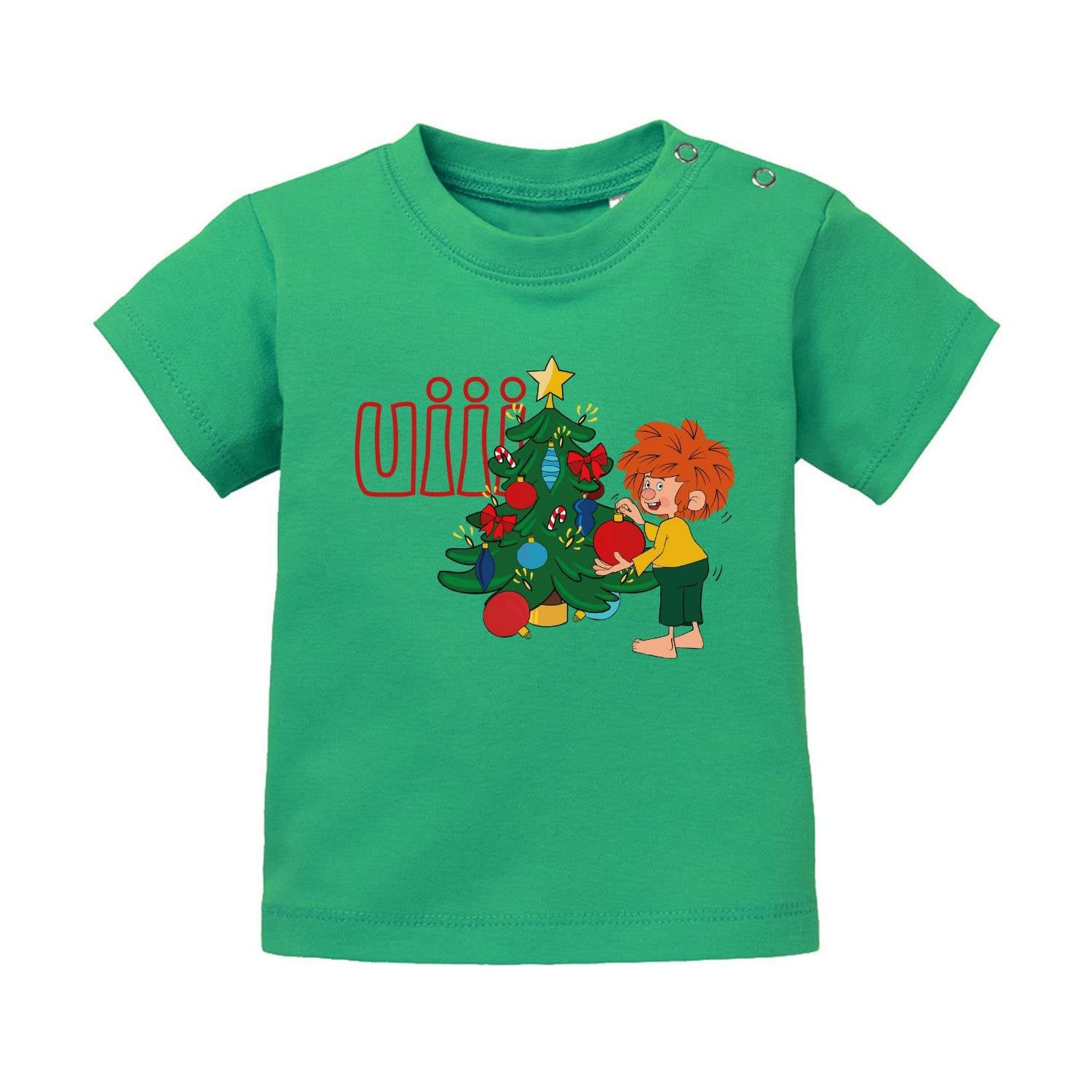 Grünes Pumuckl Baby T-Shirt "uiii Weihnachten" mit pumuckl, der einen Weihnachtsbaum schmückt und "uiii" Schriftzug.