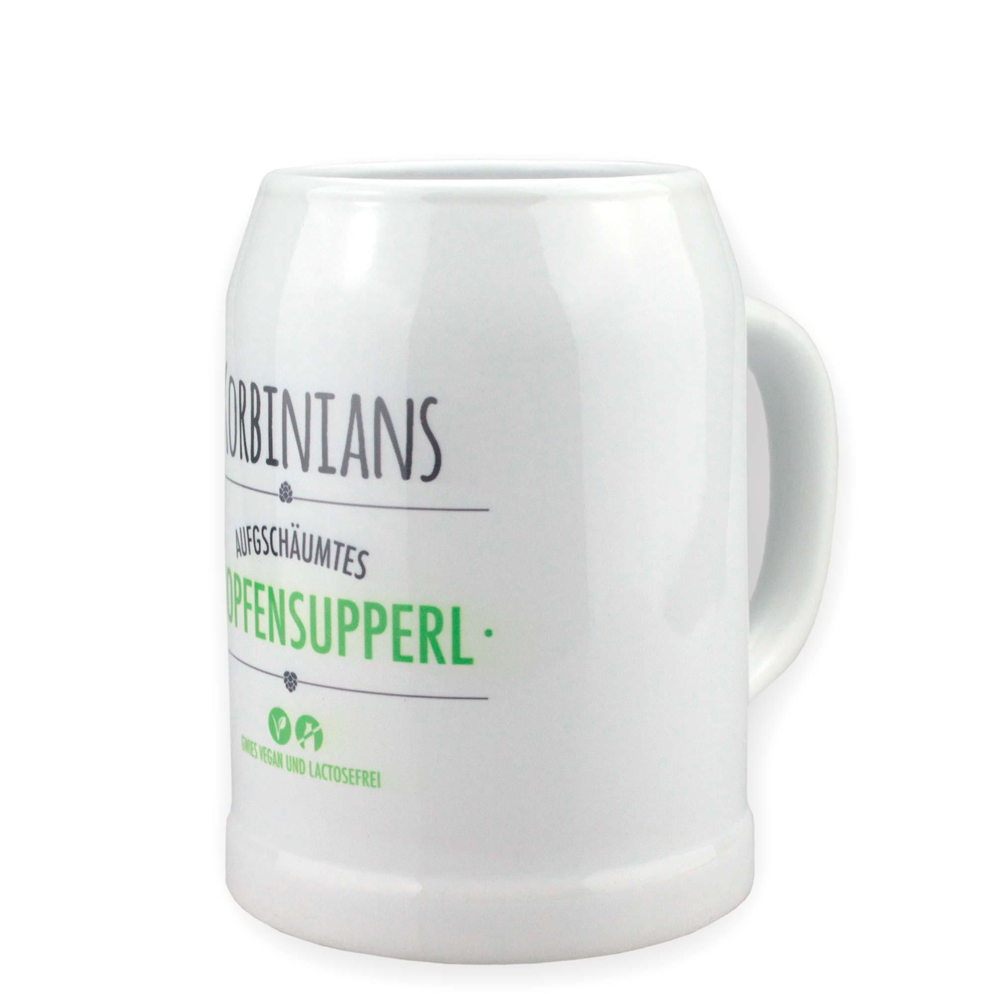 Stein-Bierkrug mit Schriftzug „Hopfensupperl“, personalisierbar mit Wunschname, graviert, grau-beiger Ton, 0,5 l.